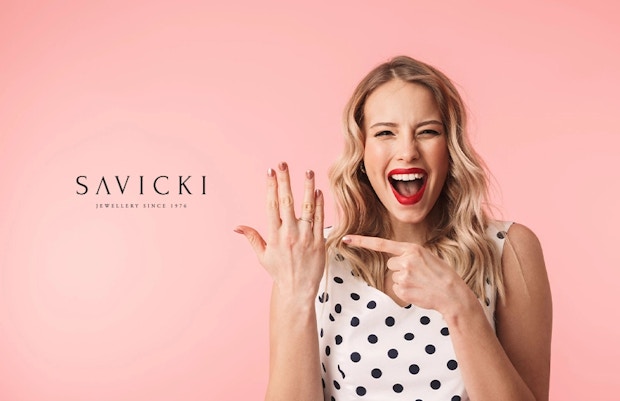 Jakie są najmodniejsze pierścionki zaręczynowe?