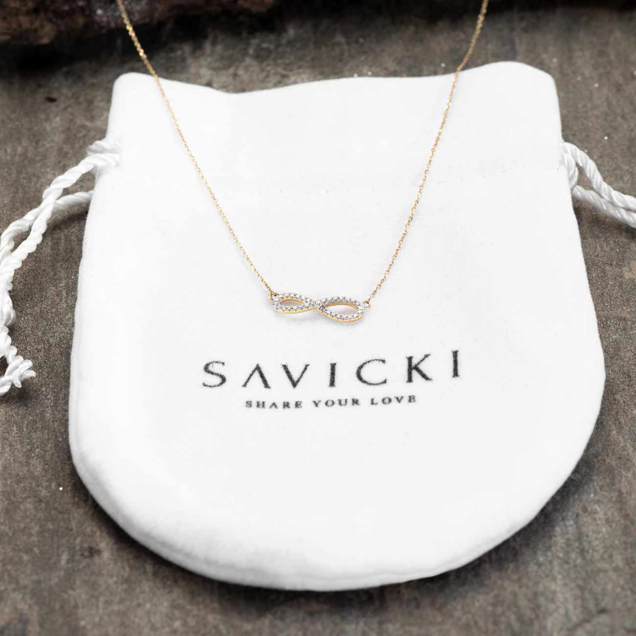 Náhrdelník s príveskom Infinity SAVICKI: zlatý, diamanty - 6