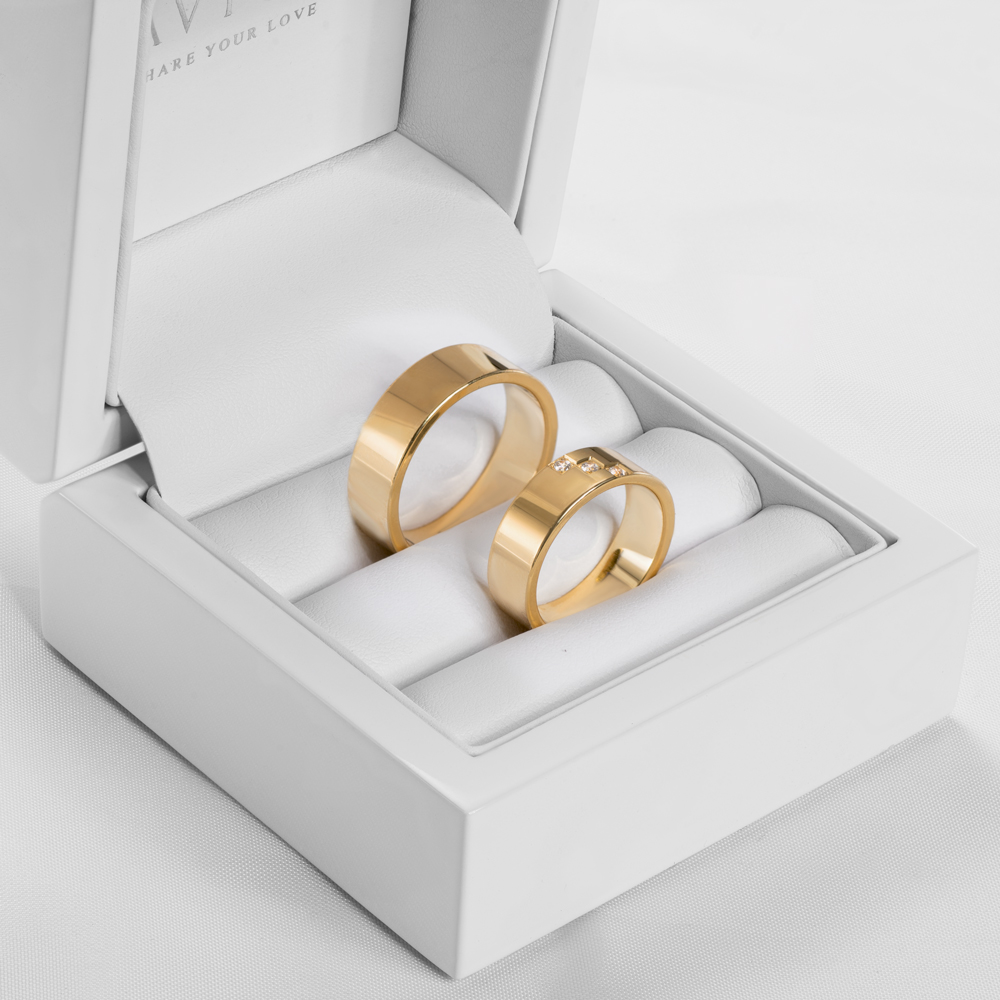 Obrączki ślubne: złote, płaskie, 6 mm