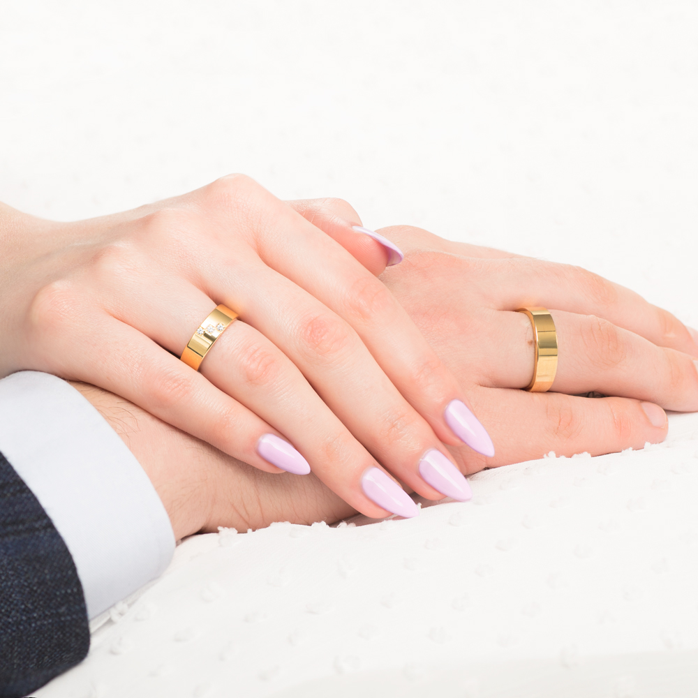 Obrączki ślubne: złote, płaskie, 6 mm