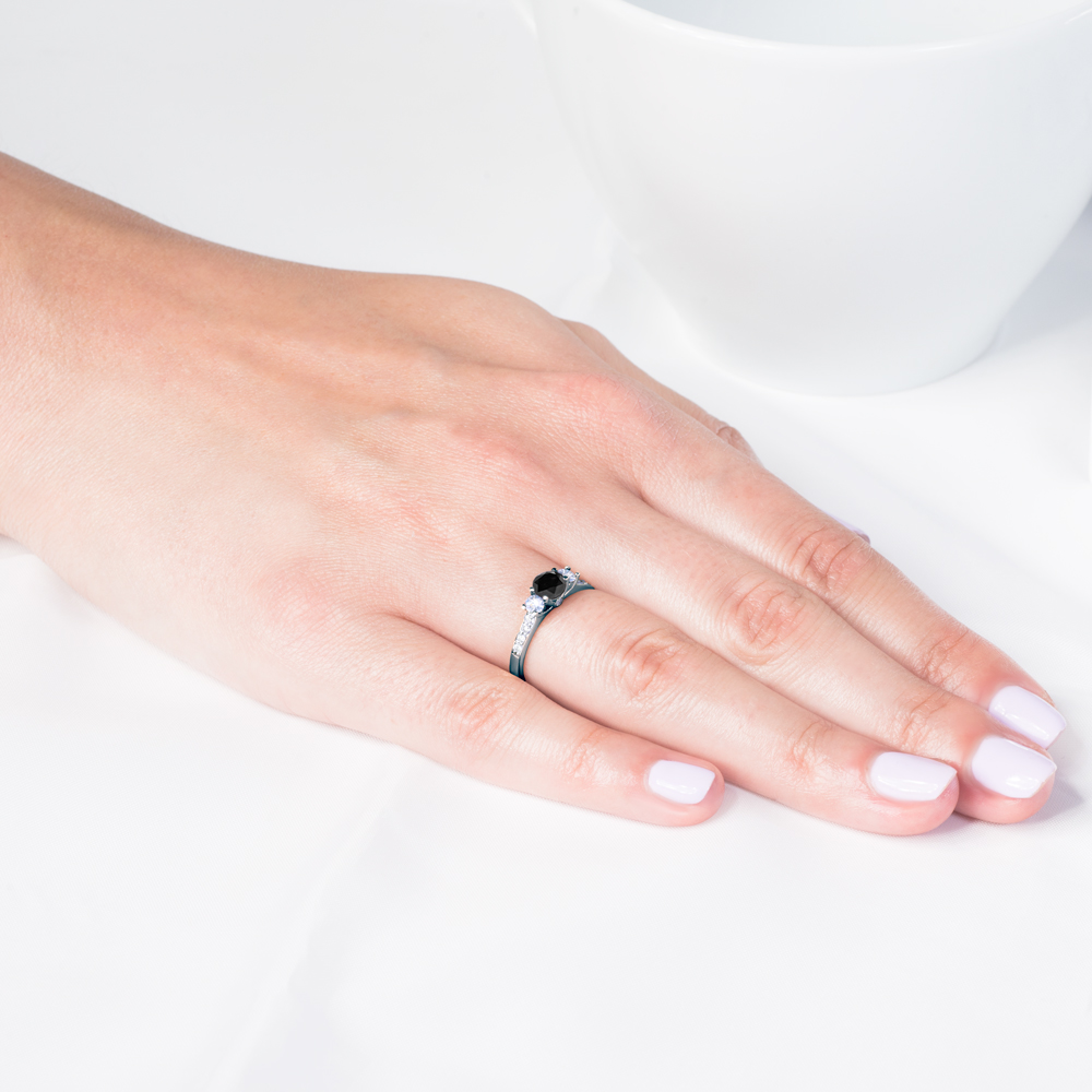 Verlobungsring Dream: Schwarzes Gold, Schwarz Diamant