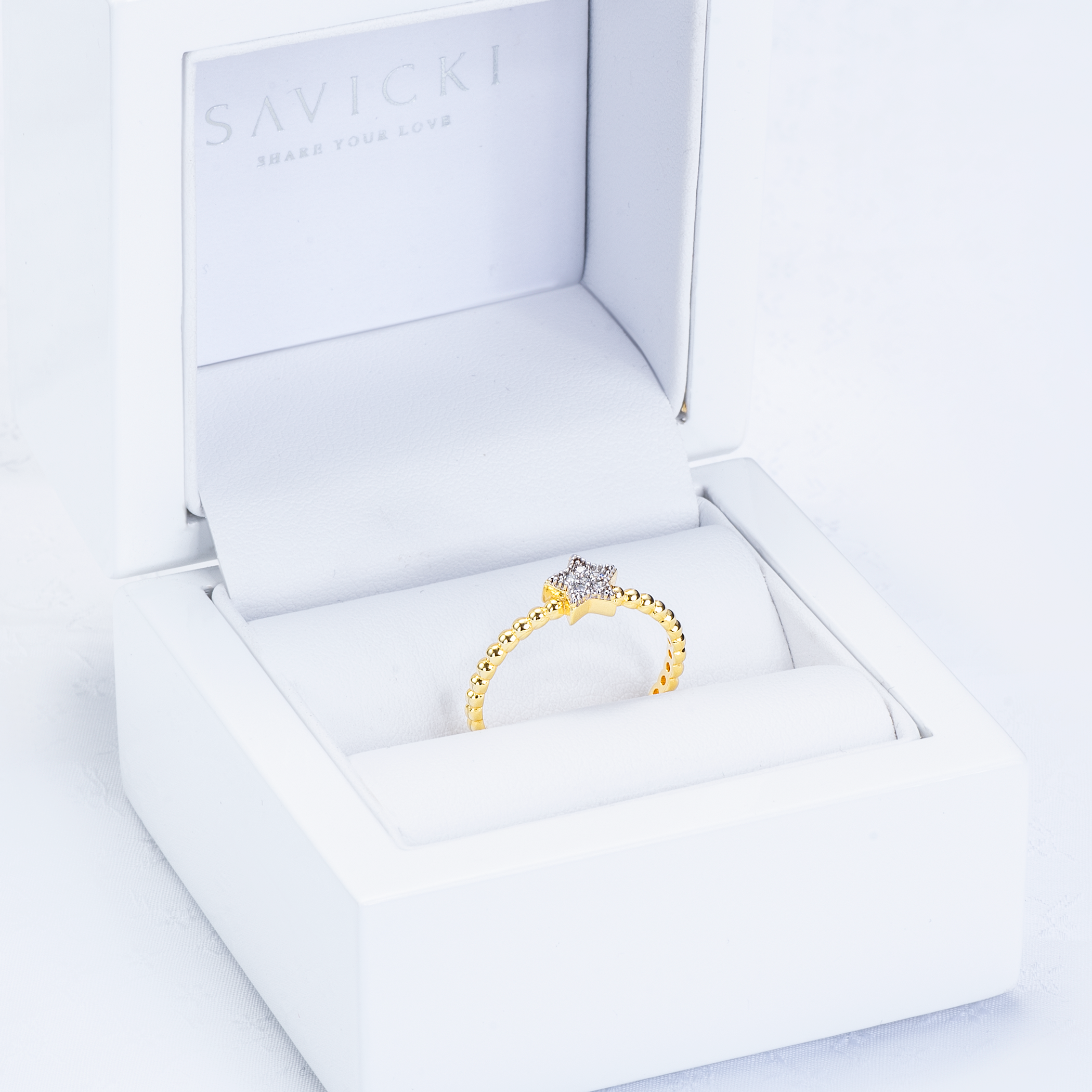 Pierścionek gwiazda SAVICKI: dwukolorowe złoto, diamenty