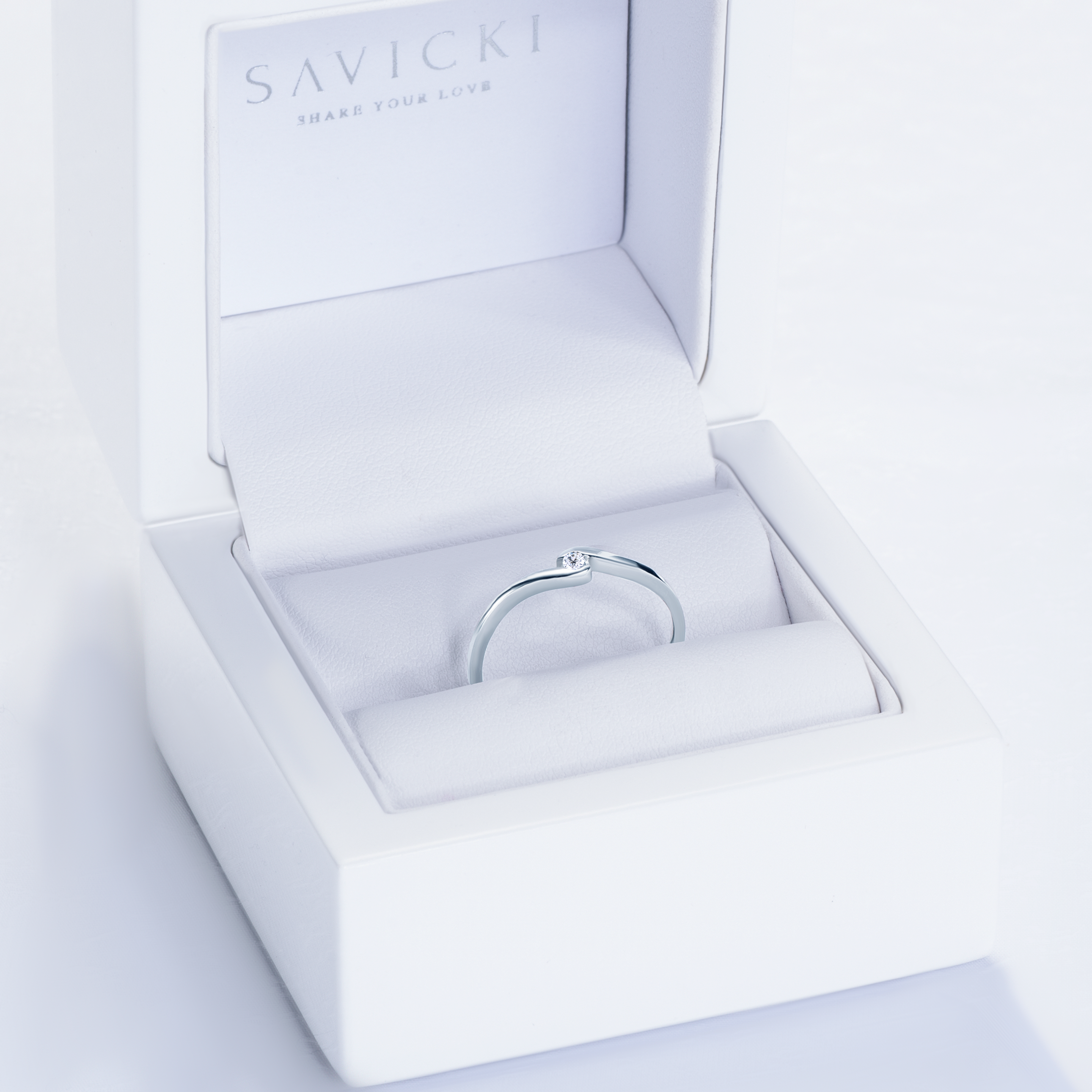 Pierścionek zaręczynowy SAVICKI: białe złoto, diament