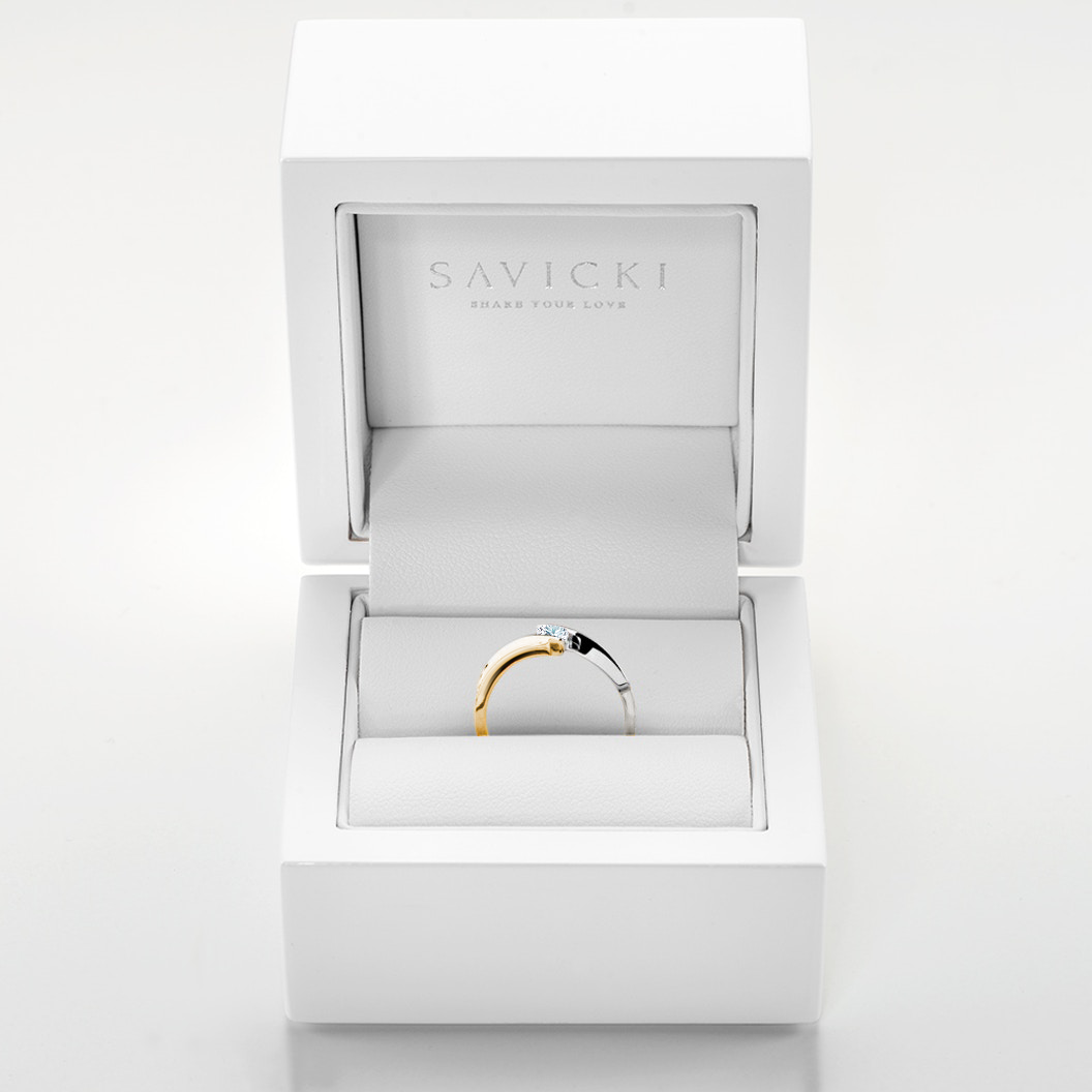 Pierścionek zaręczynowy Minimalism: dwukolorowe złoto, z diamentem