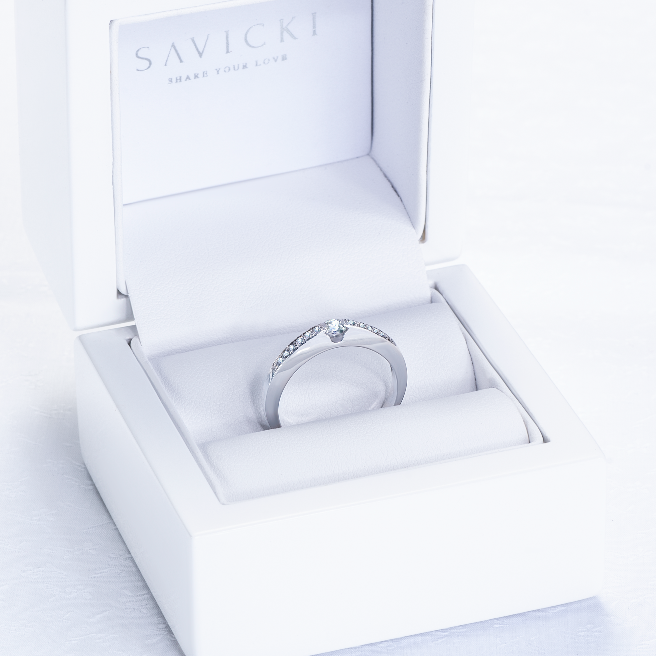 Pierścionek zaręczynowy SAVICKI: białe złoto, diamenty - 7