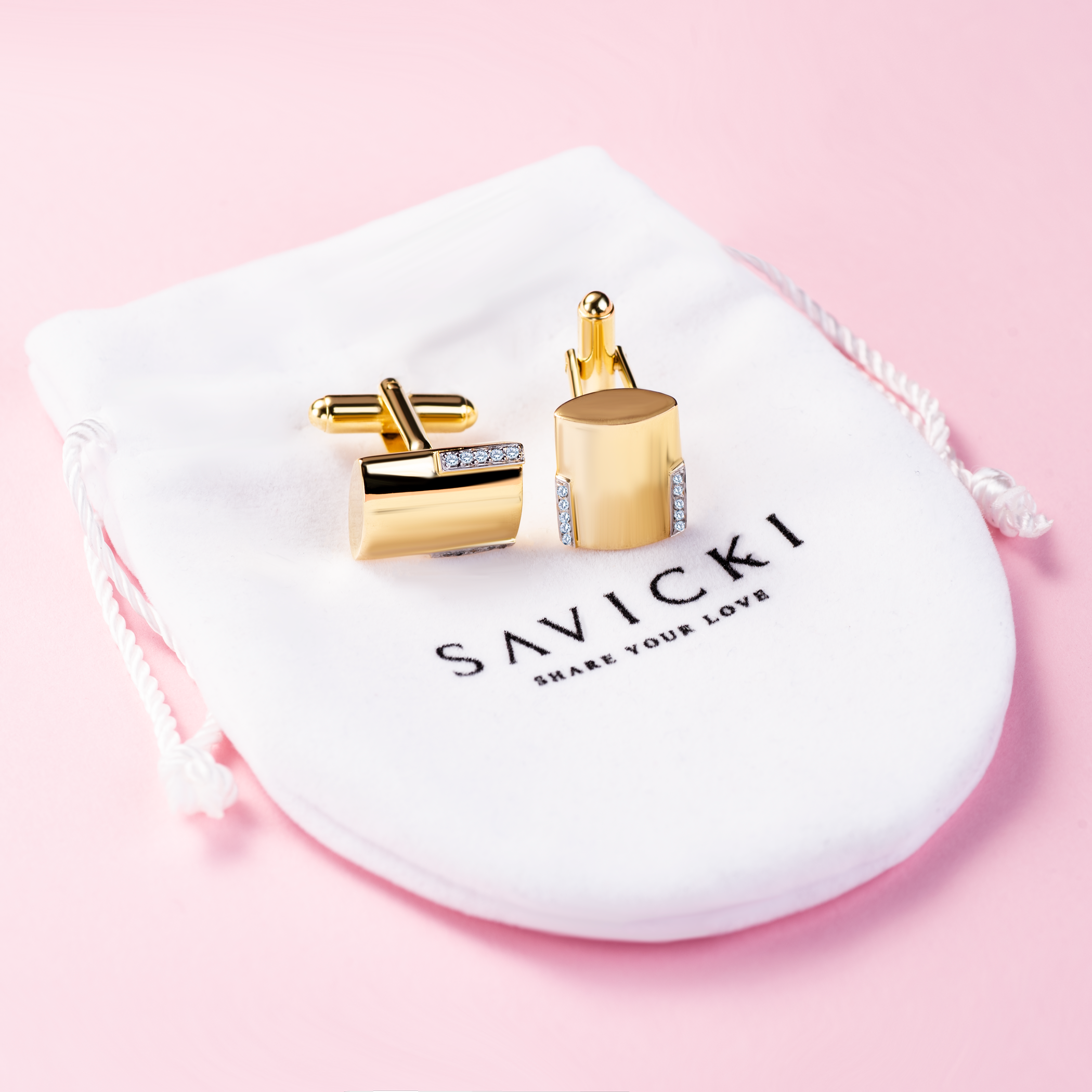 Spinki do mankietów Savicki: złote, diamenty