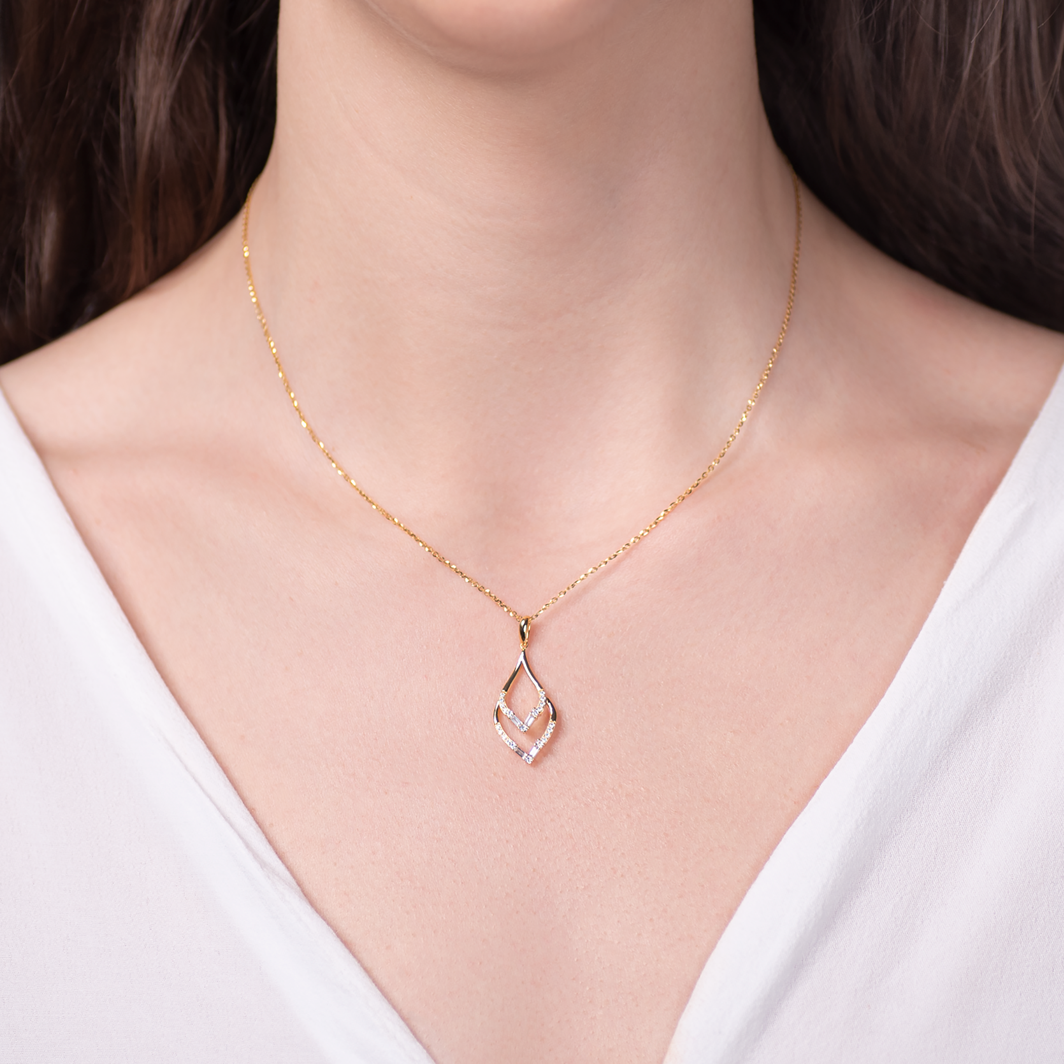 Zawieszka łezka Savicki: srebrna pozłacana, cyrkonie