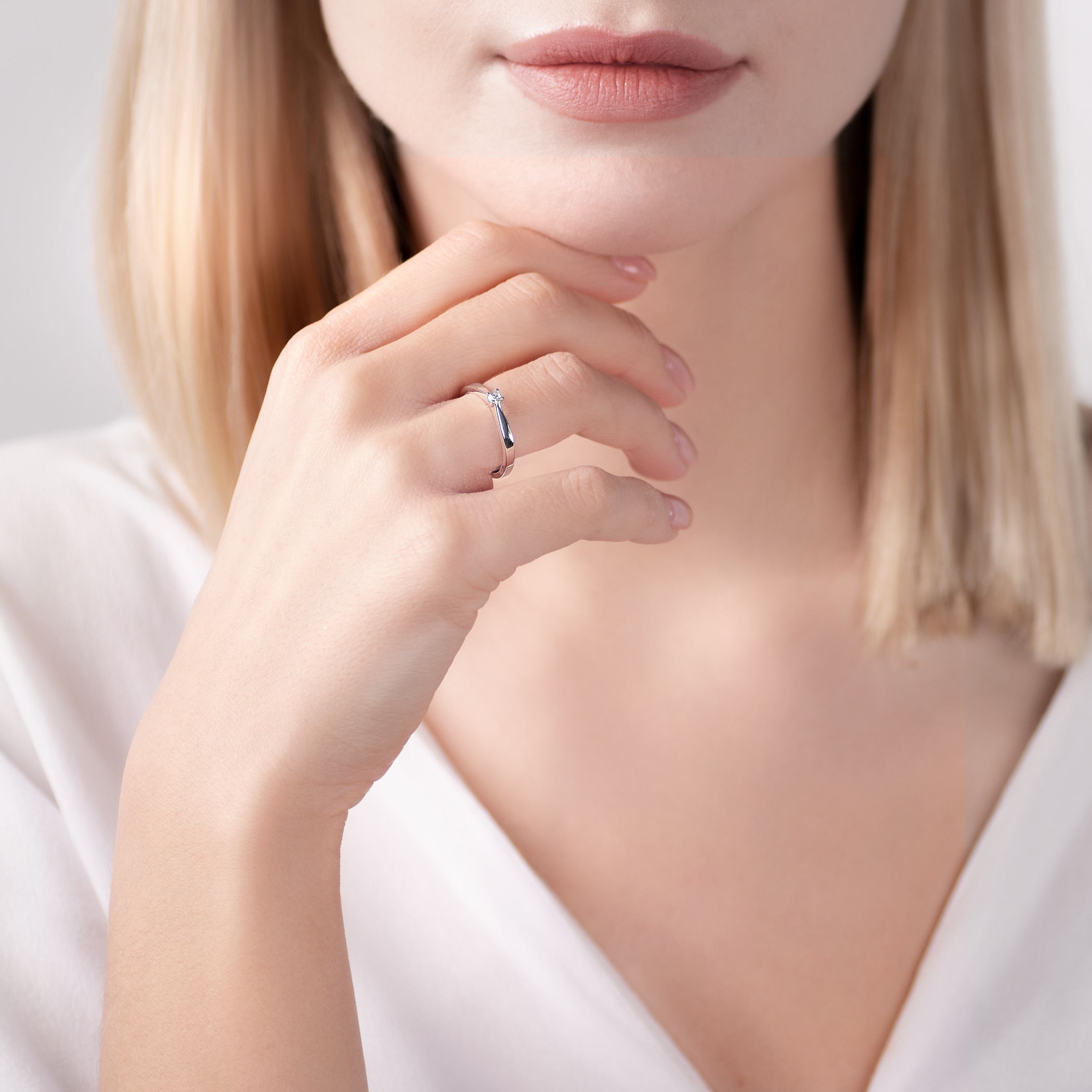 Pierścionek zaręczynowy SAVICKI: białe złoto, diament