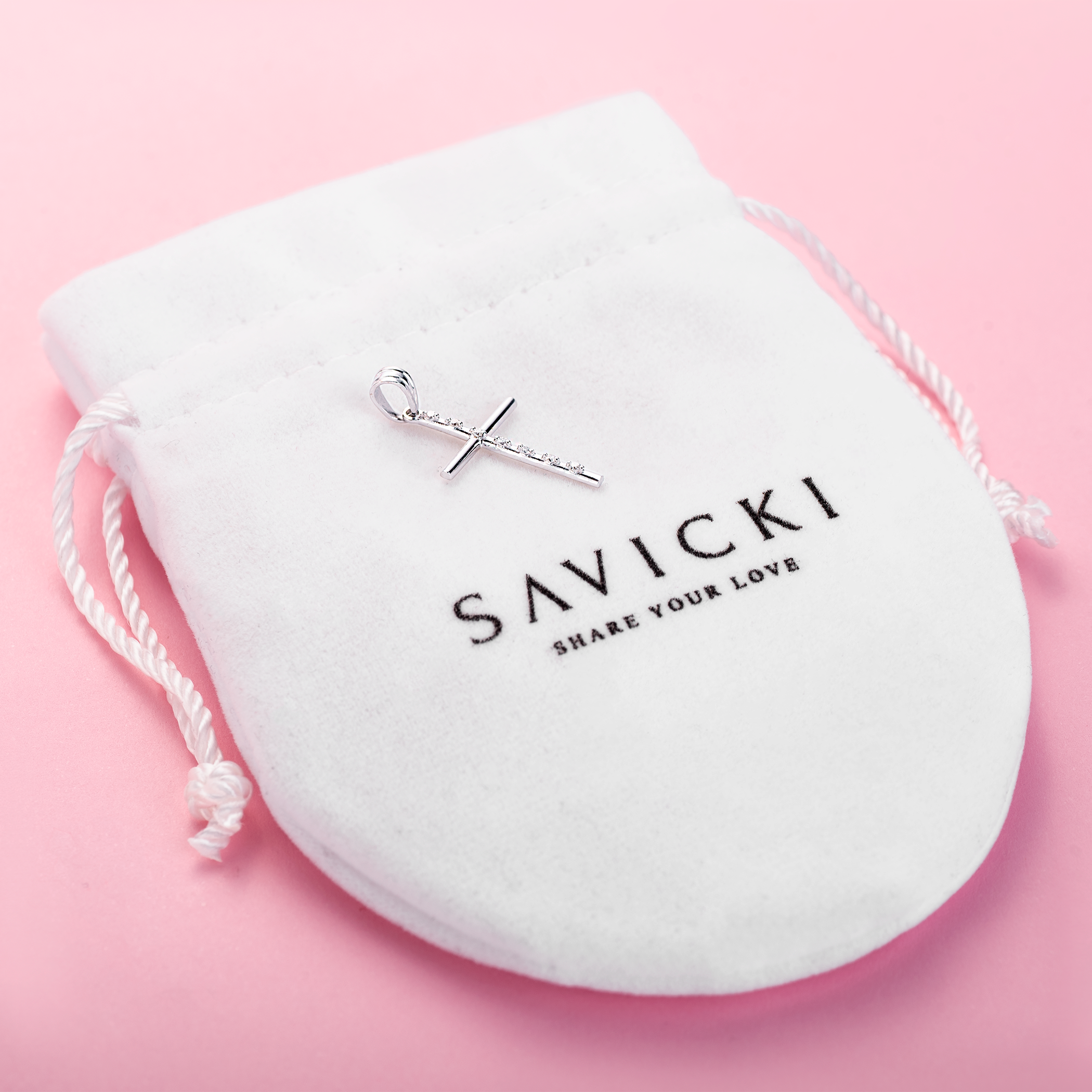 Zawieszka Krzyżyk Savicki: białe złoto, diamenty - 4