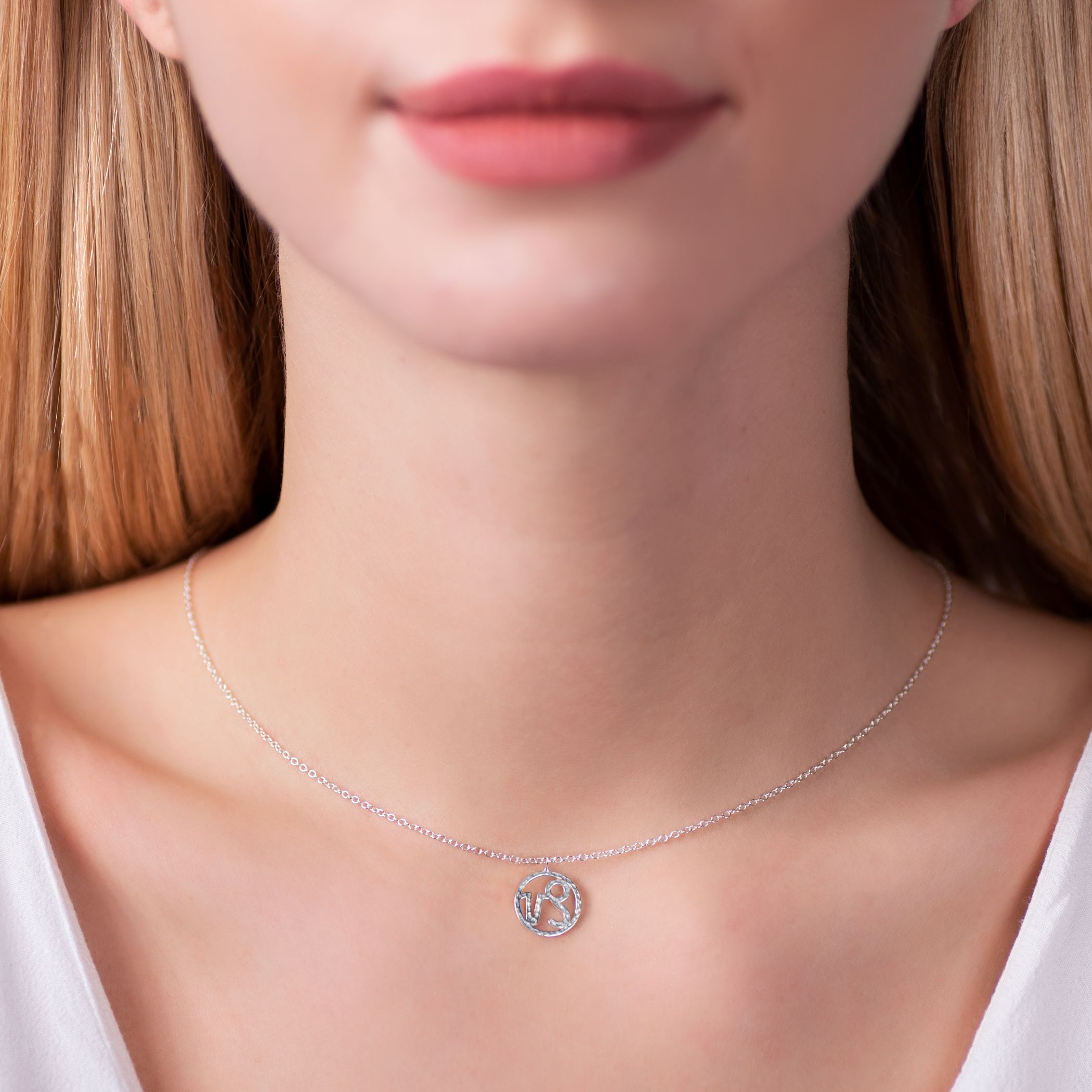 Naszyjnik znak zodiaku koziorożec Savicki: srebrny