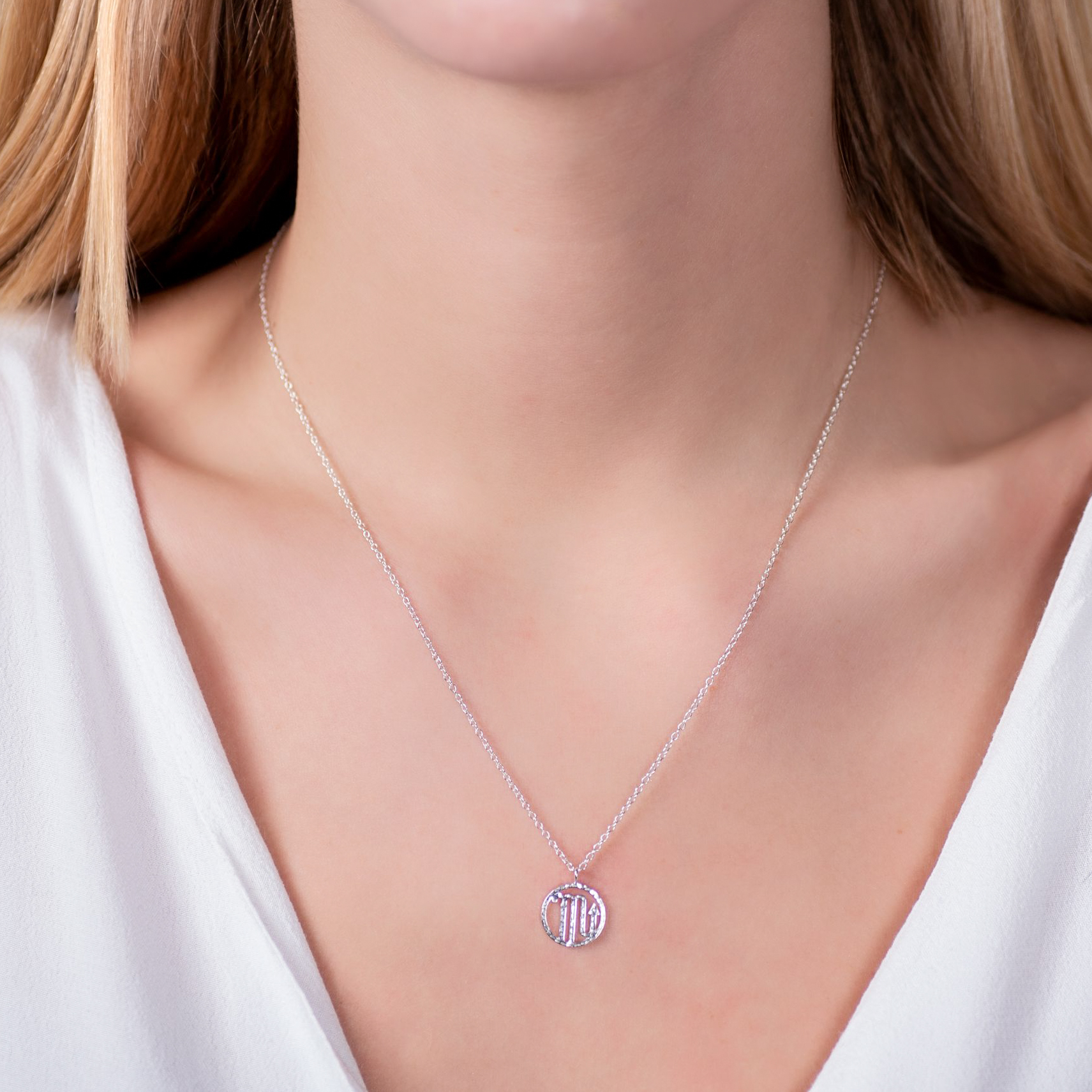 Naszyjnik znak zodiaku skorpion Savicki: srebrny