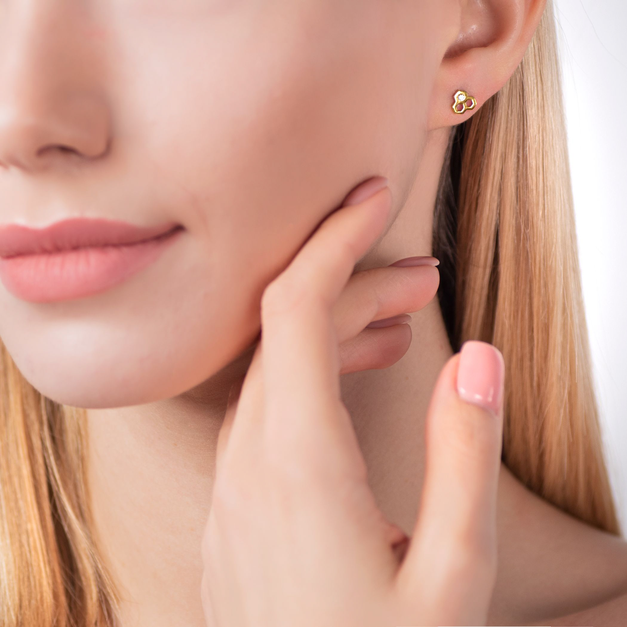 Kolczyki Savicki: srebrne pozłacane, cyrkonie