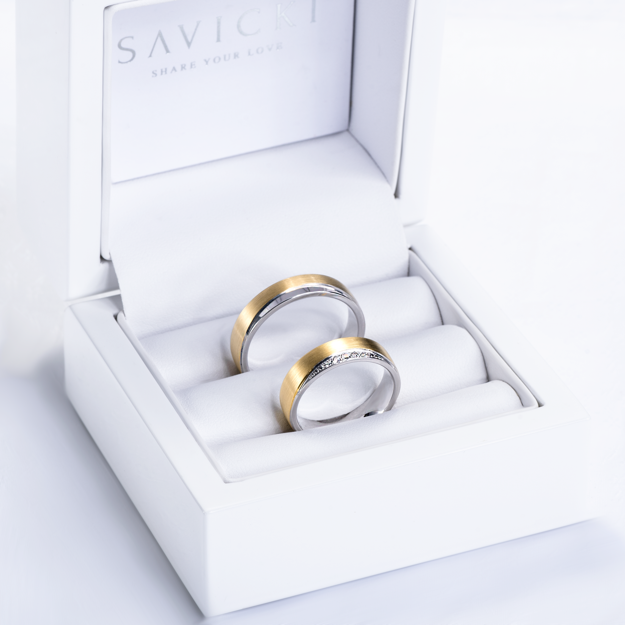 Obrączki ślubne: dwukolorowe złoto, płaskie, 5 mm