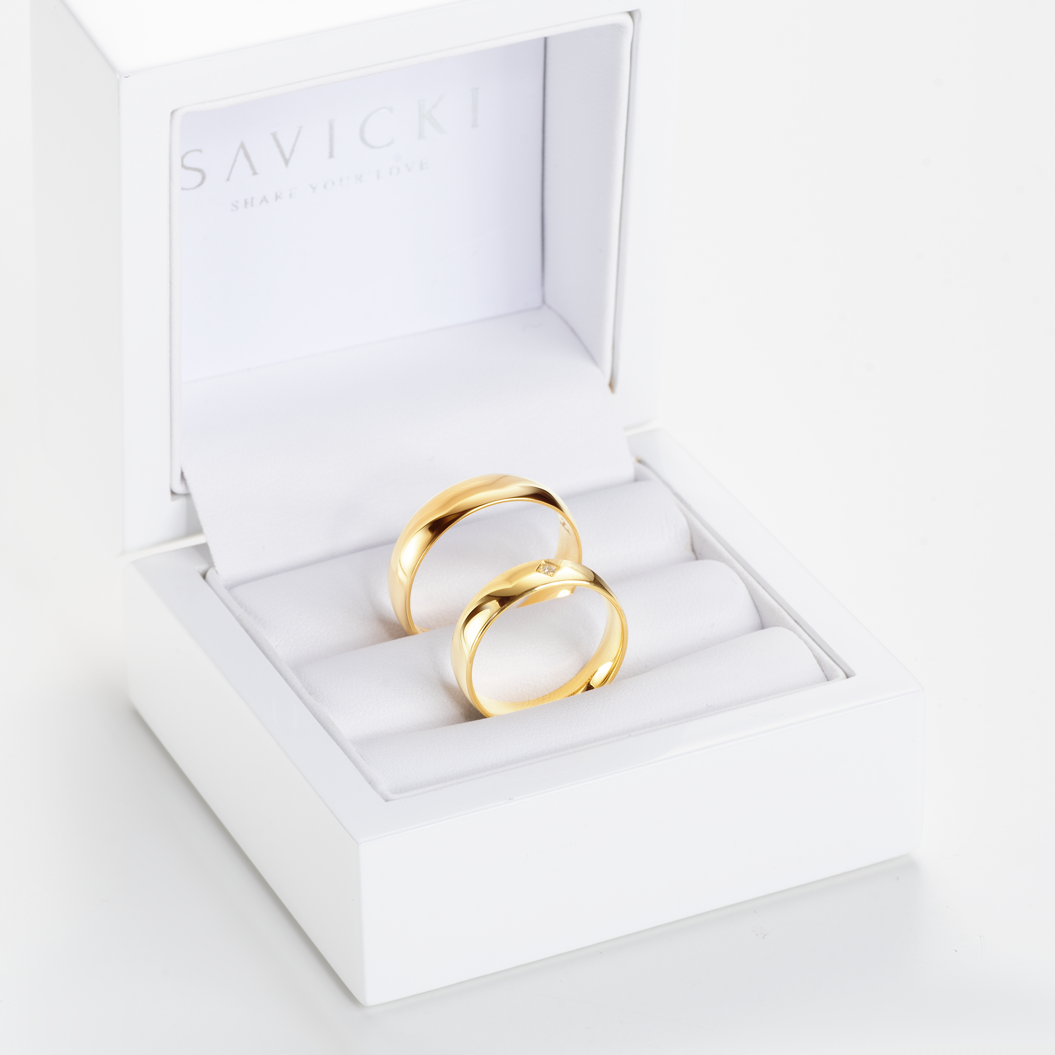 Obrączki ślubne: złote, półokrągłe, 5 mm