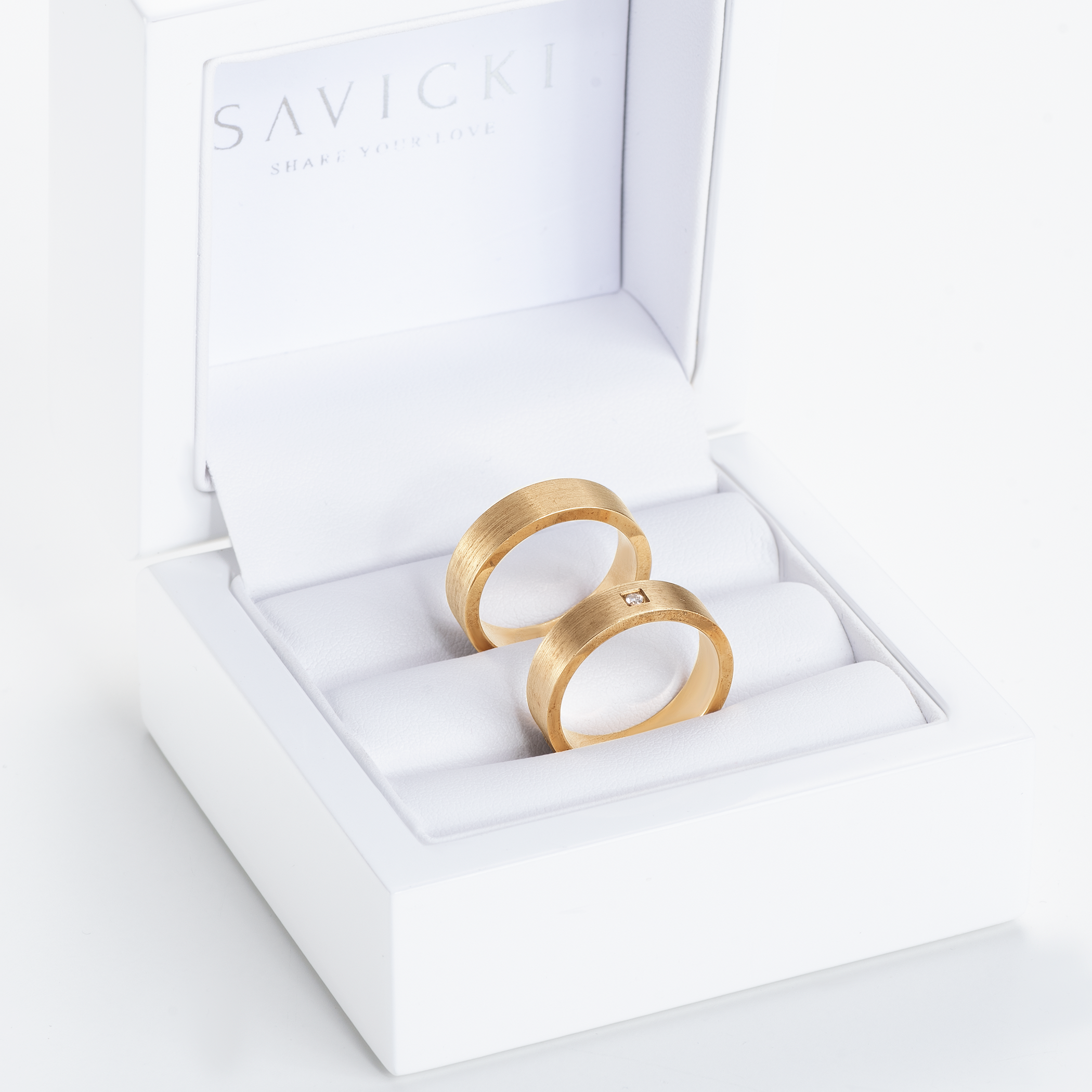 Obrączki ślubne: złote, płaskie, 5 mm