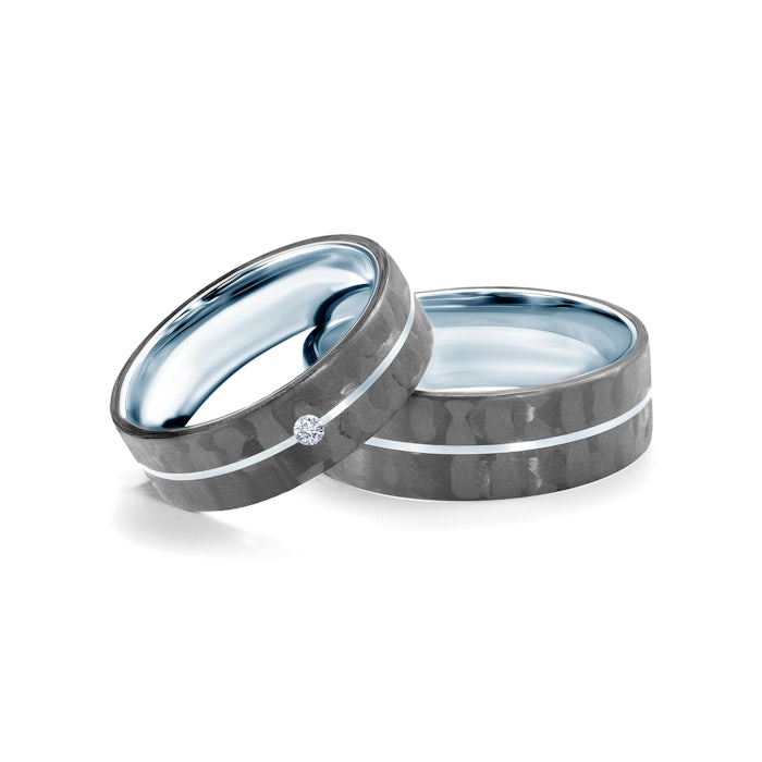 Obrączki ślubne: carbon, srebro, płaskie, 6 mm i 7 mm