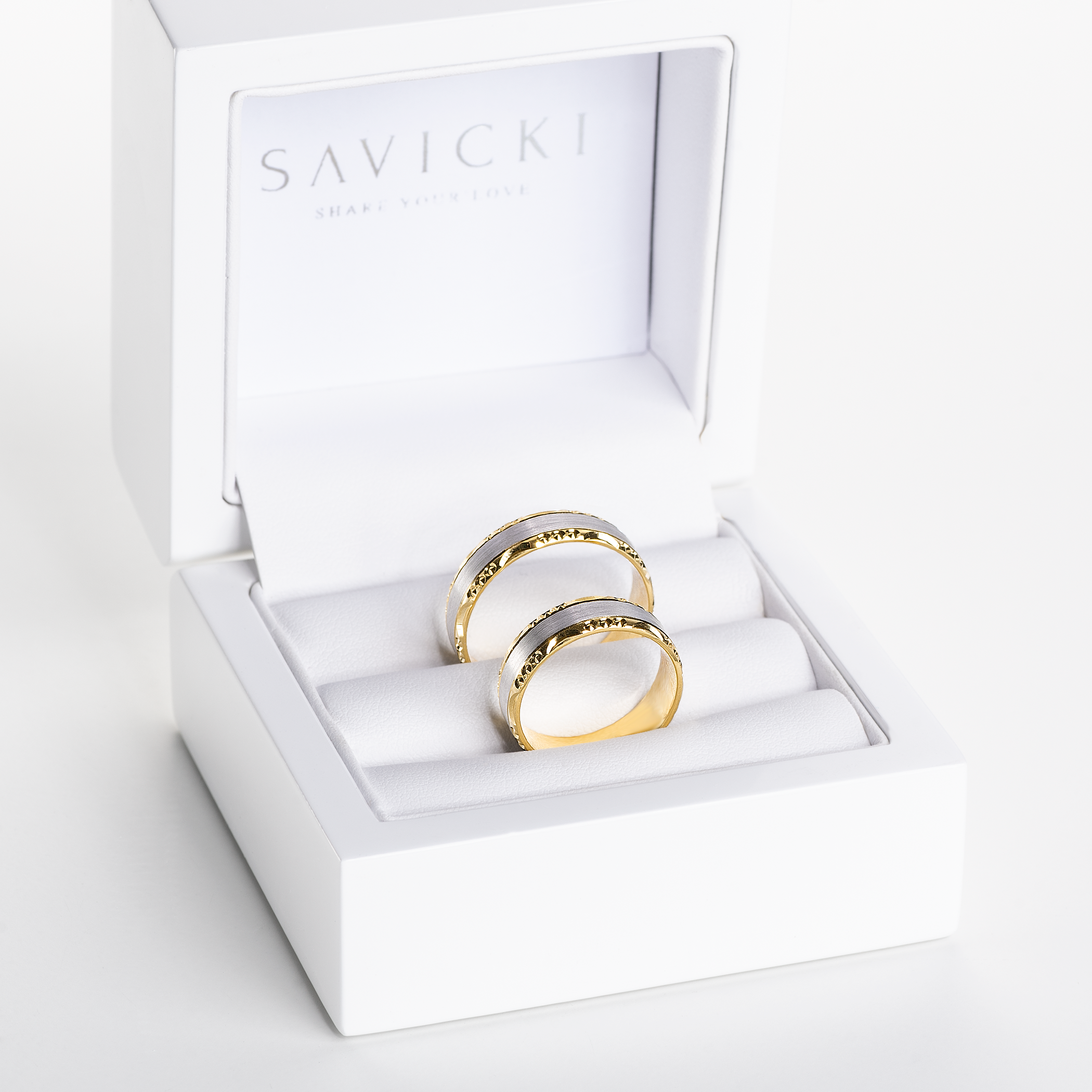 Eheringe: Zweifarbiges Gold, Halbrund, 6 mm