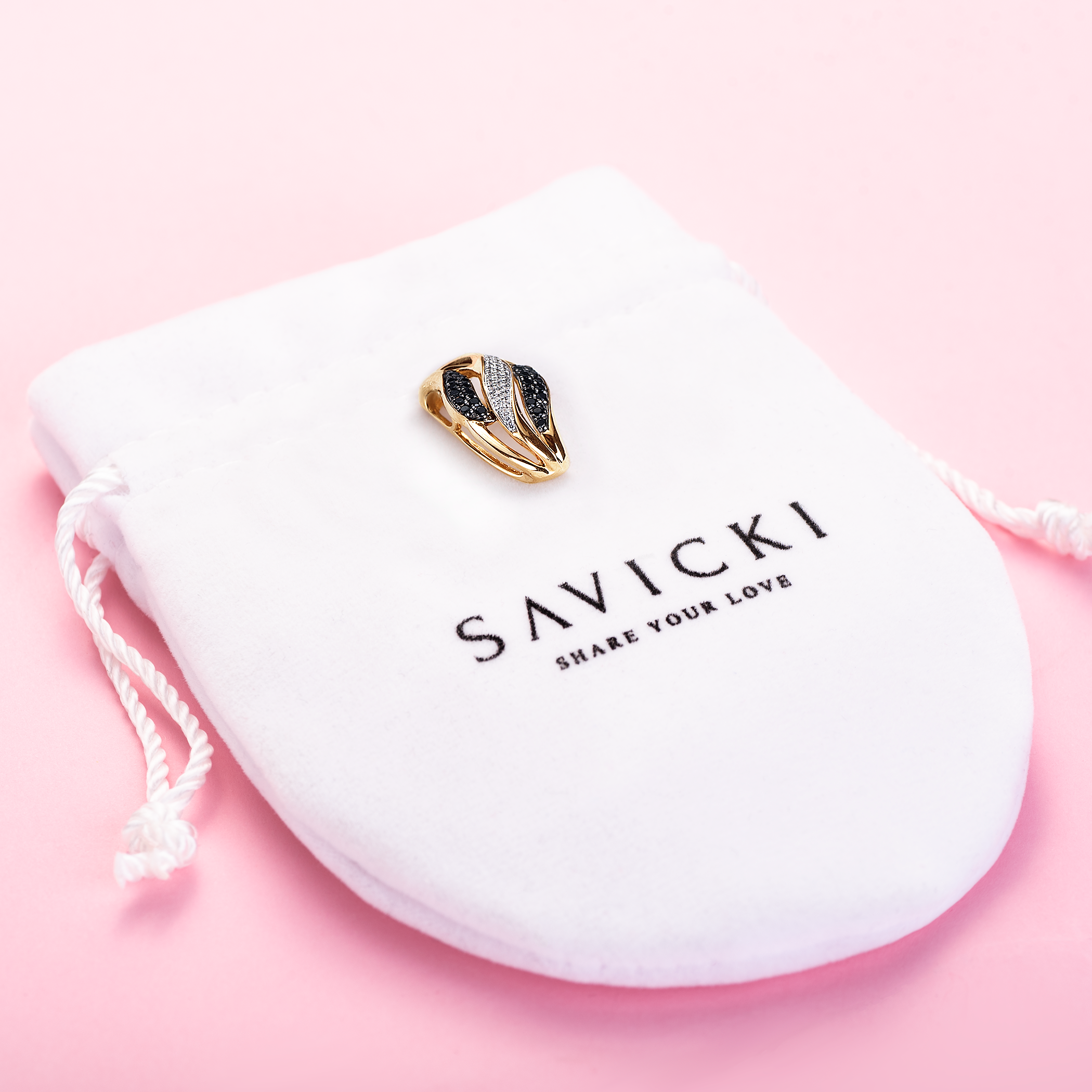 Zawieszka Savicki: złota, diamenty,