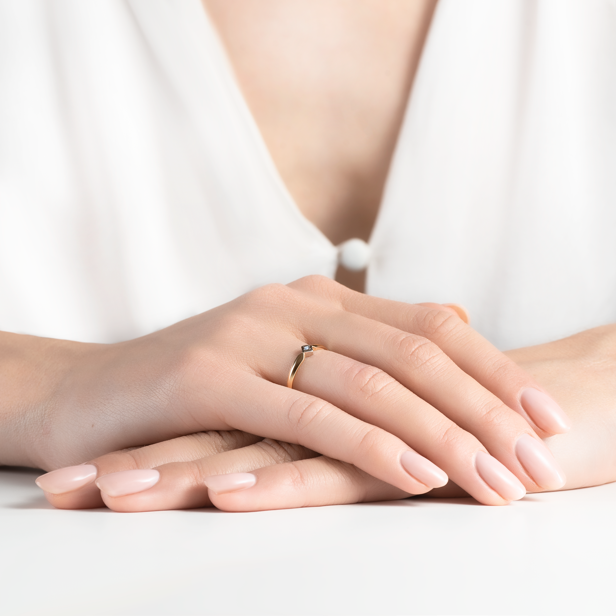 Pierścionek zaręczynowy SAVICKI: dwukolorowe złoto, diament