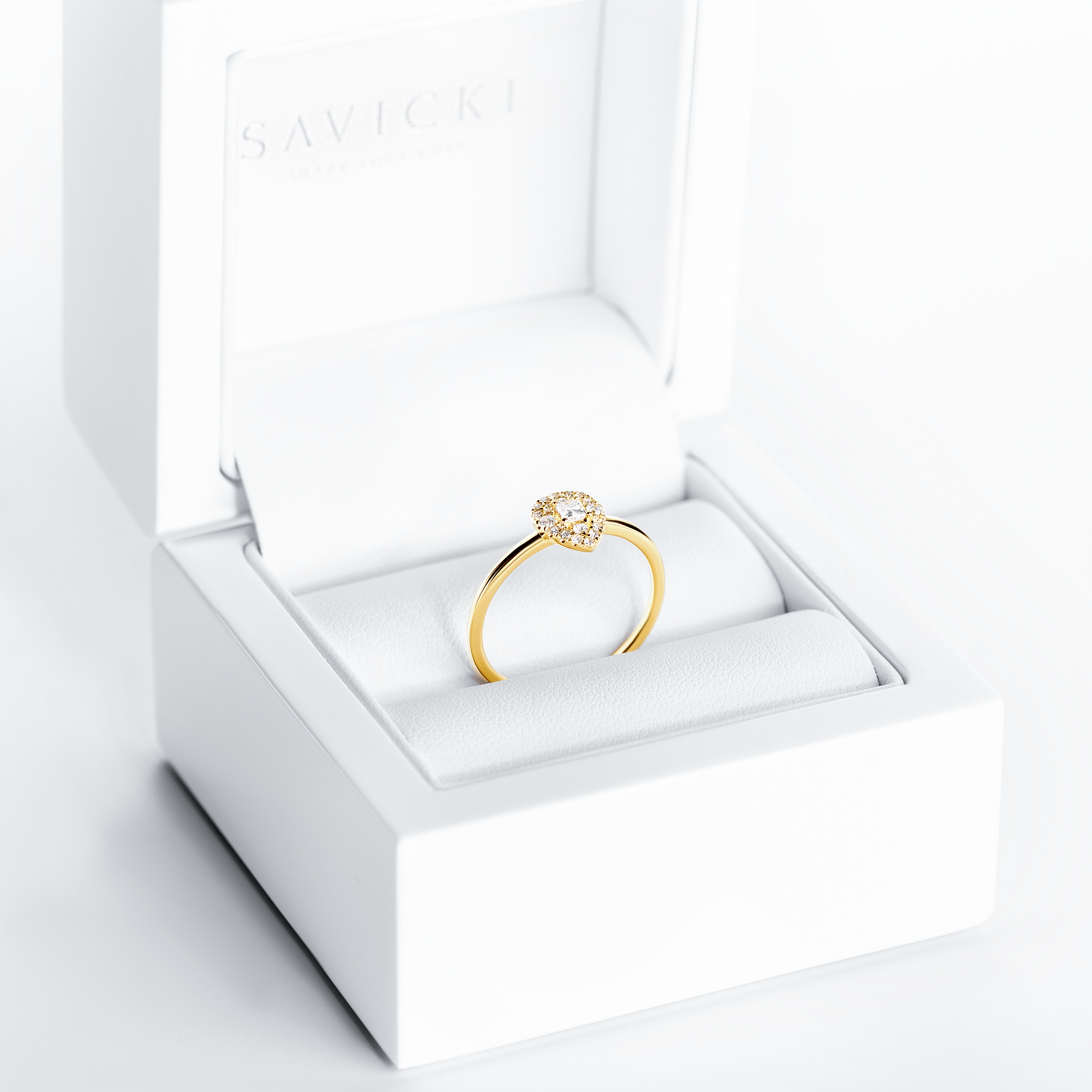 Pierścionek zaręczynowy SAVICKI: złoty, diamenty