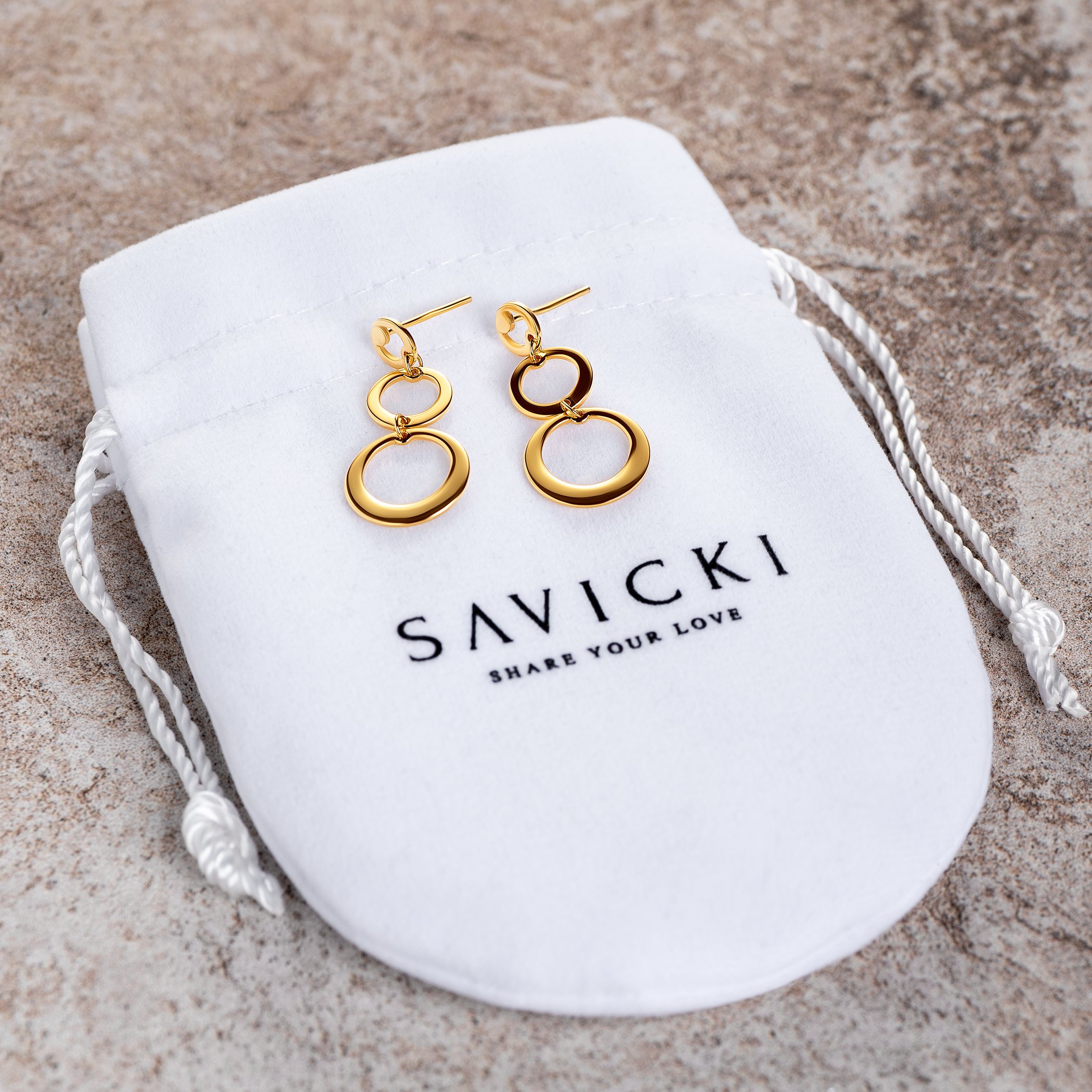 Kolczyki koła Savicki: srebrne pozłacane