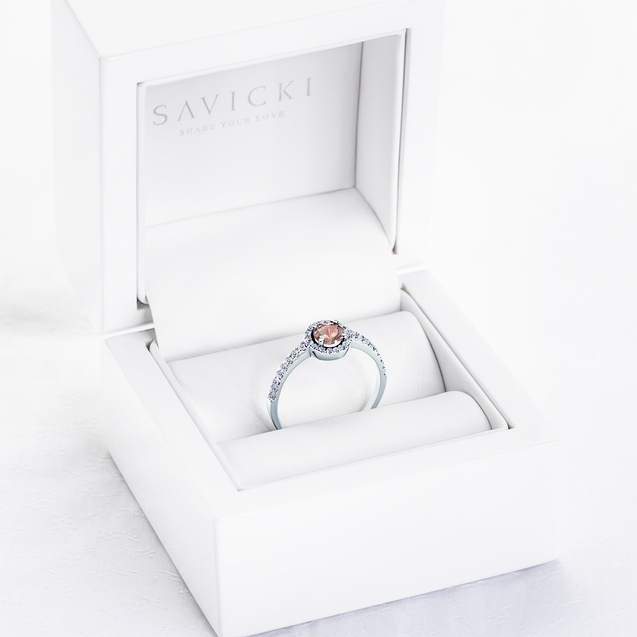 Pierścionek zaręczynowy This is Love: białe złoto, brązowy diament