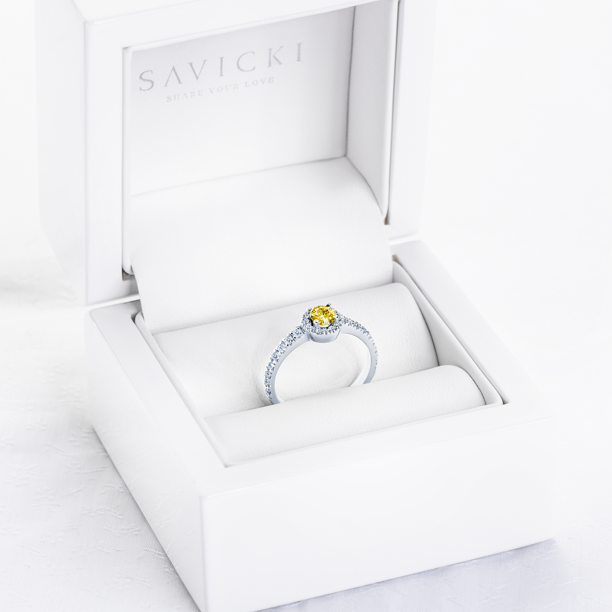 Pierścionek zaręczynowy This is Love: białe złoto, żółty szafir - 7