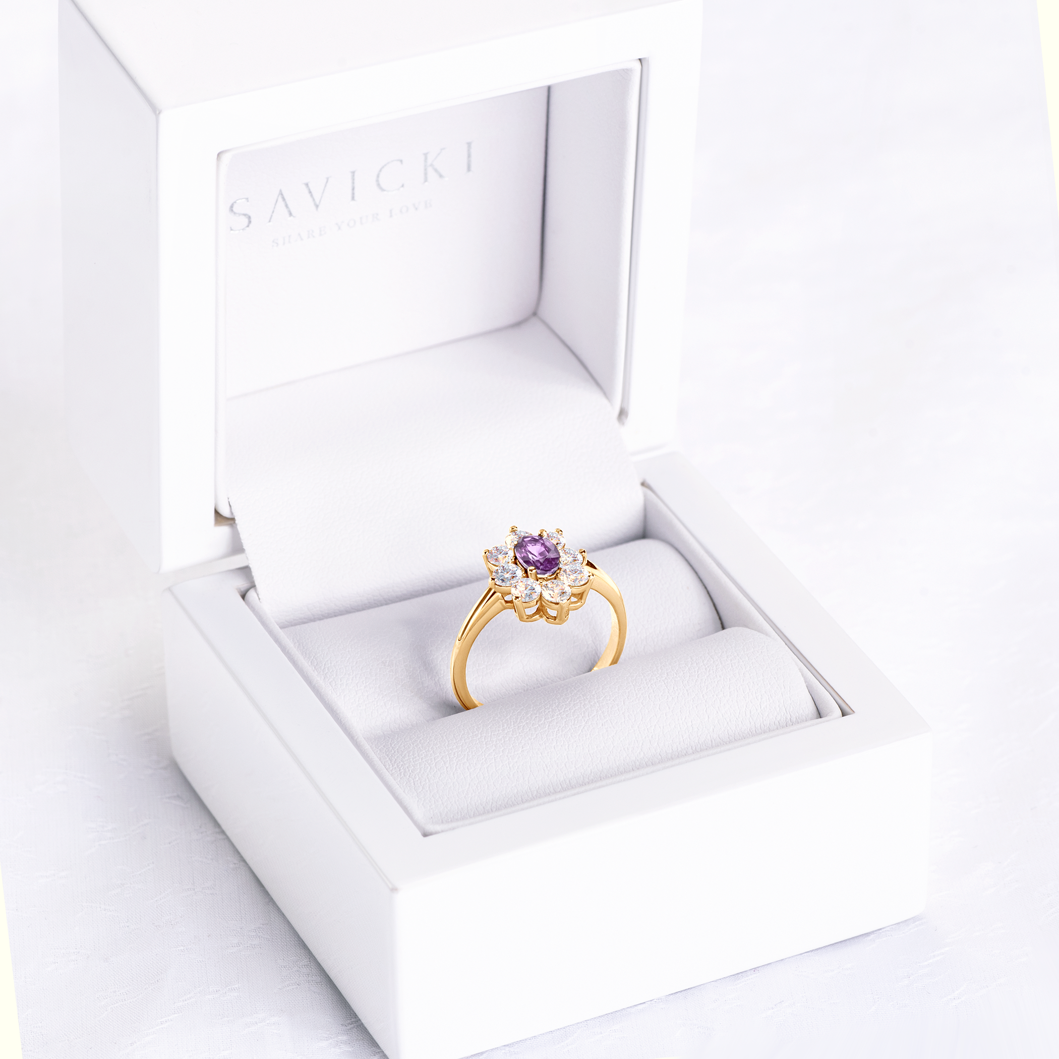 Pierścionek zaręczynowy SAVICKI: złoty, fioletowy szafir, białe szafiry