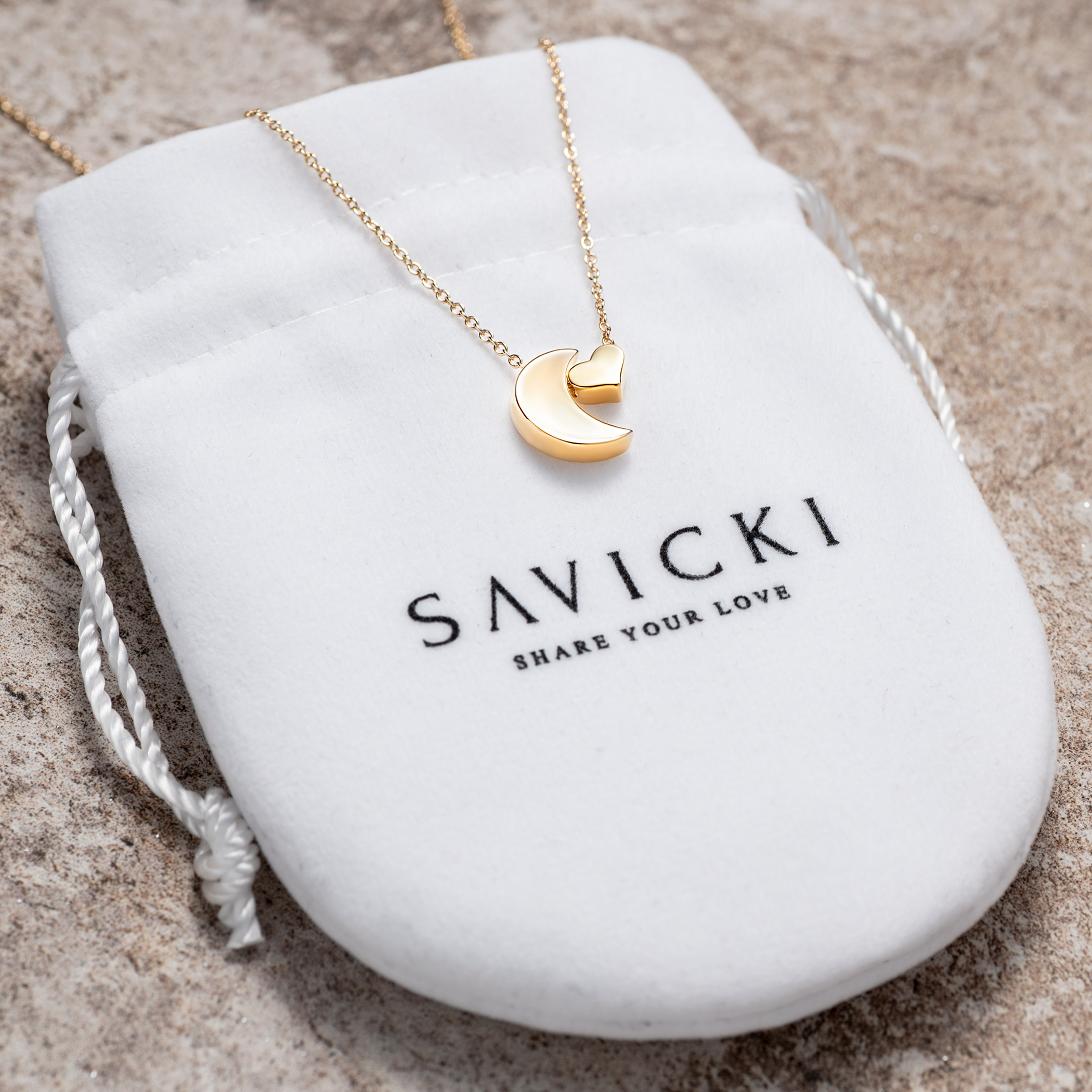 Naszyjnik celebrytka księżyc i serce Savicki: srebrny pozłacany - 3