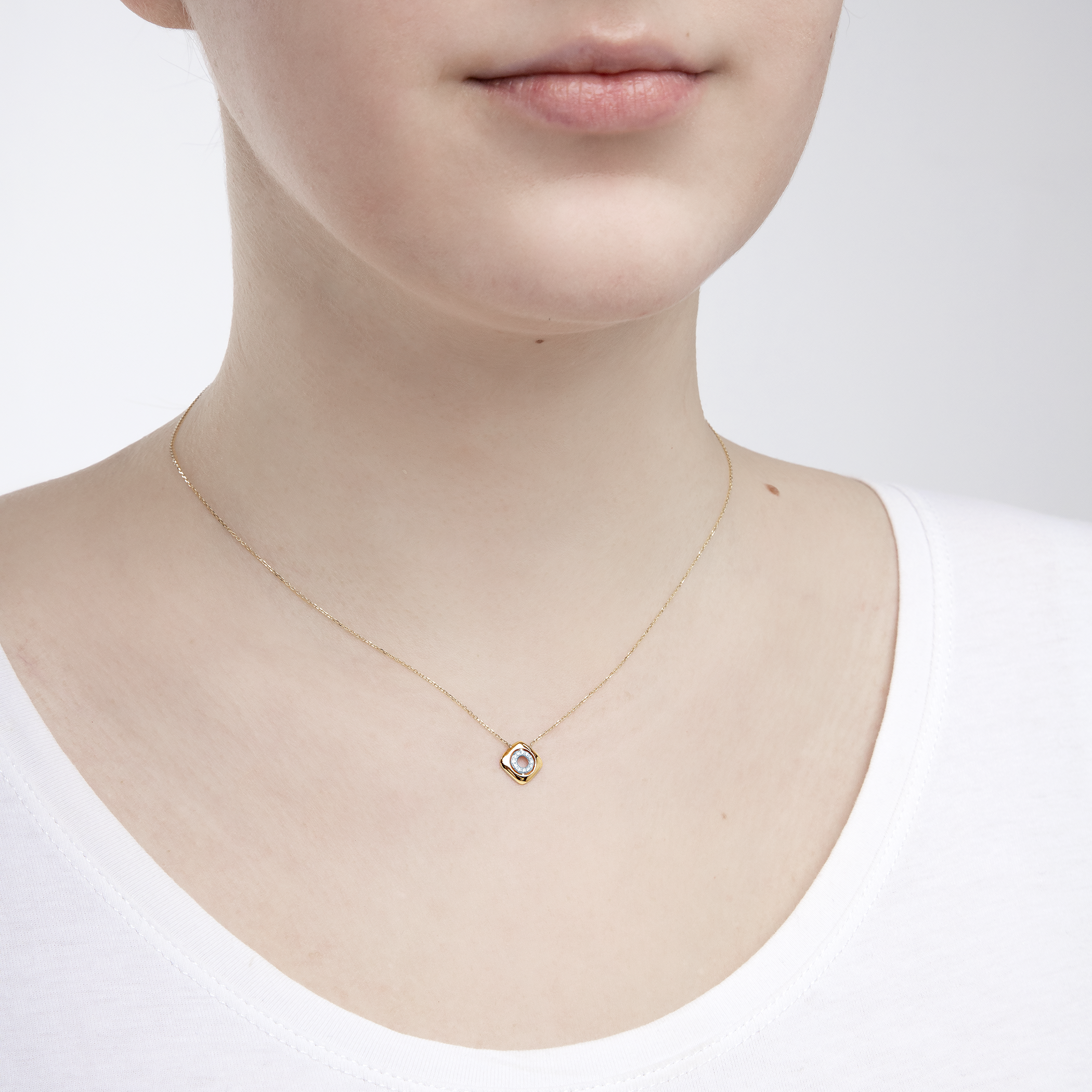 Naszyjnik Savicki: złoty, diamenty