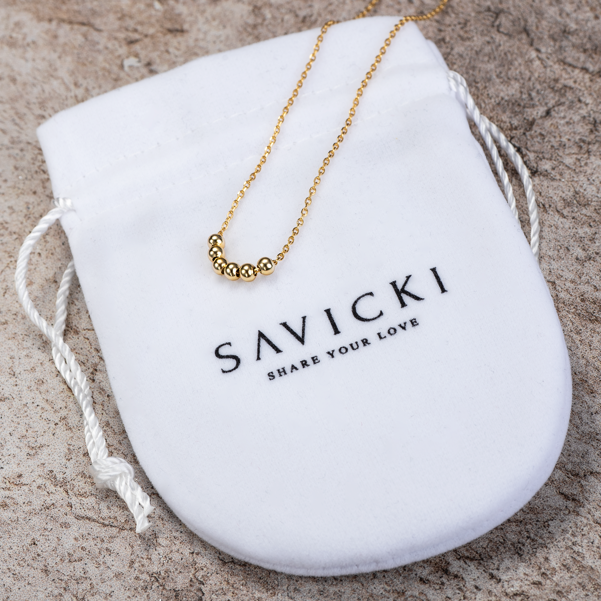 Naszyjnik kulki Savicki: srebrny pozłacany