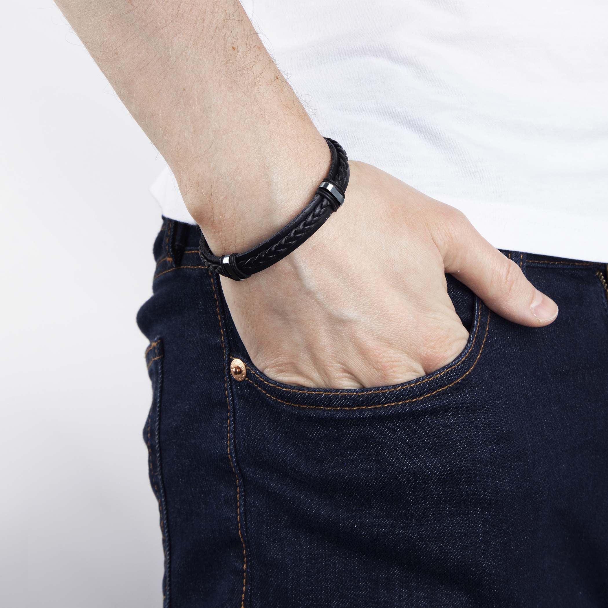 Bransoletka męska Savicki: skóra, stal