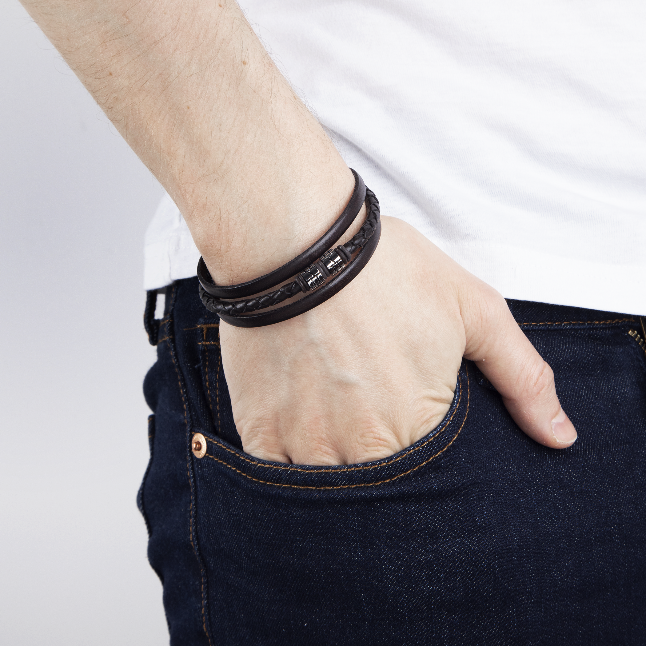 Bransoletka męska Savicki: skóra, rzemyk, stal