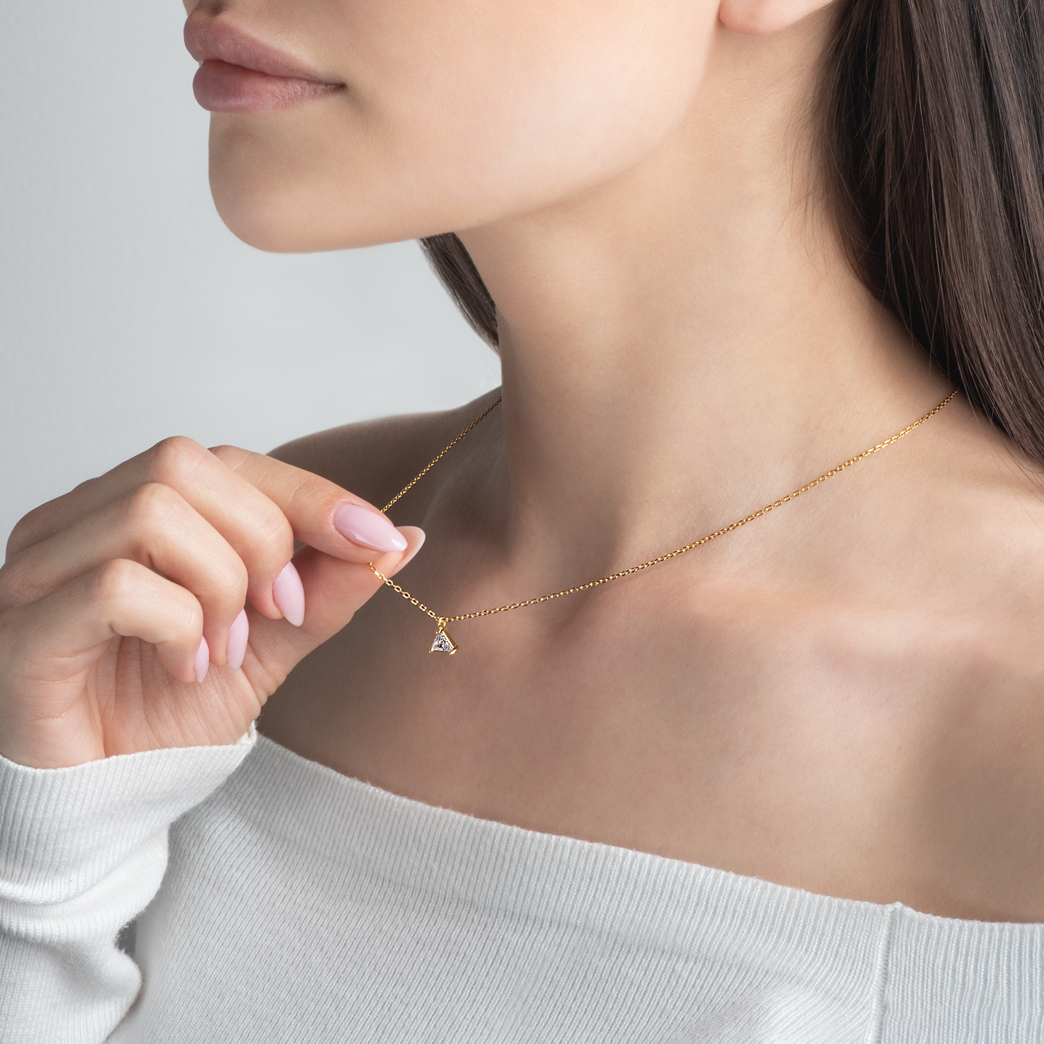 Naszyjnik trójkąt Savicki: srebrny pozłacany, cyrkonia - 4