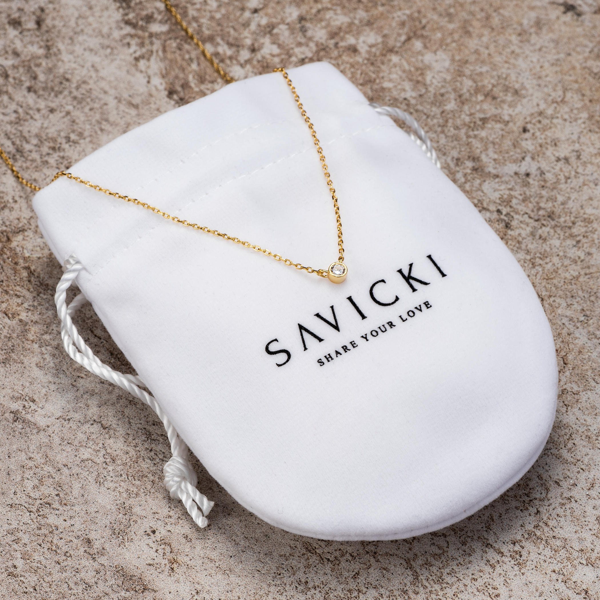 Naszyjnik Savicki: srebrny pozłacany, cyrkonia