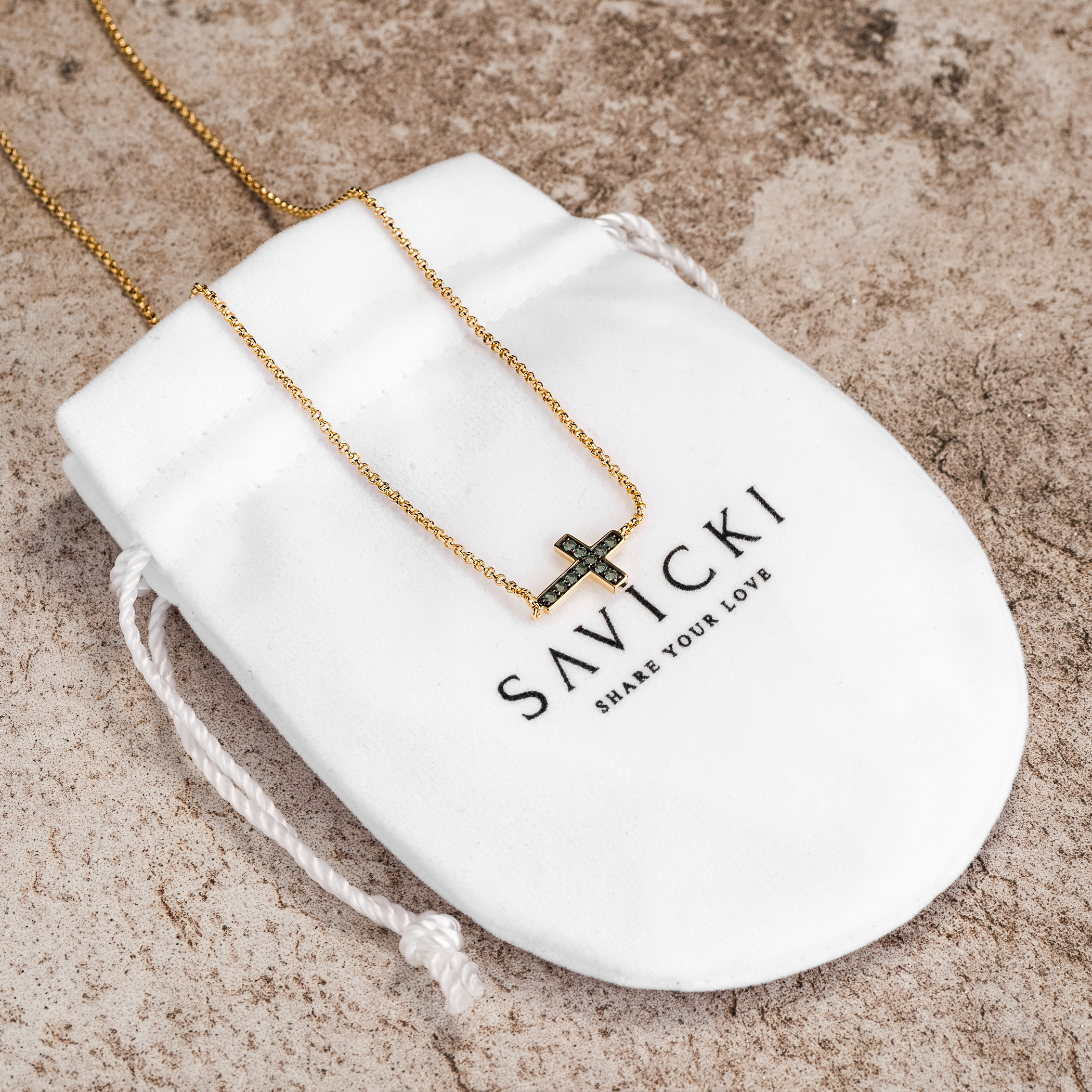 Halskette Kreuz Savicki: Silber, Zirkonia