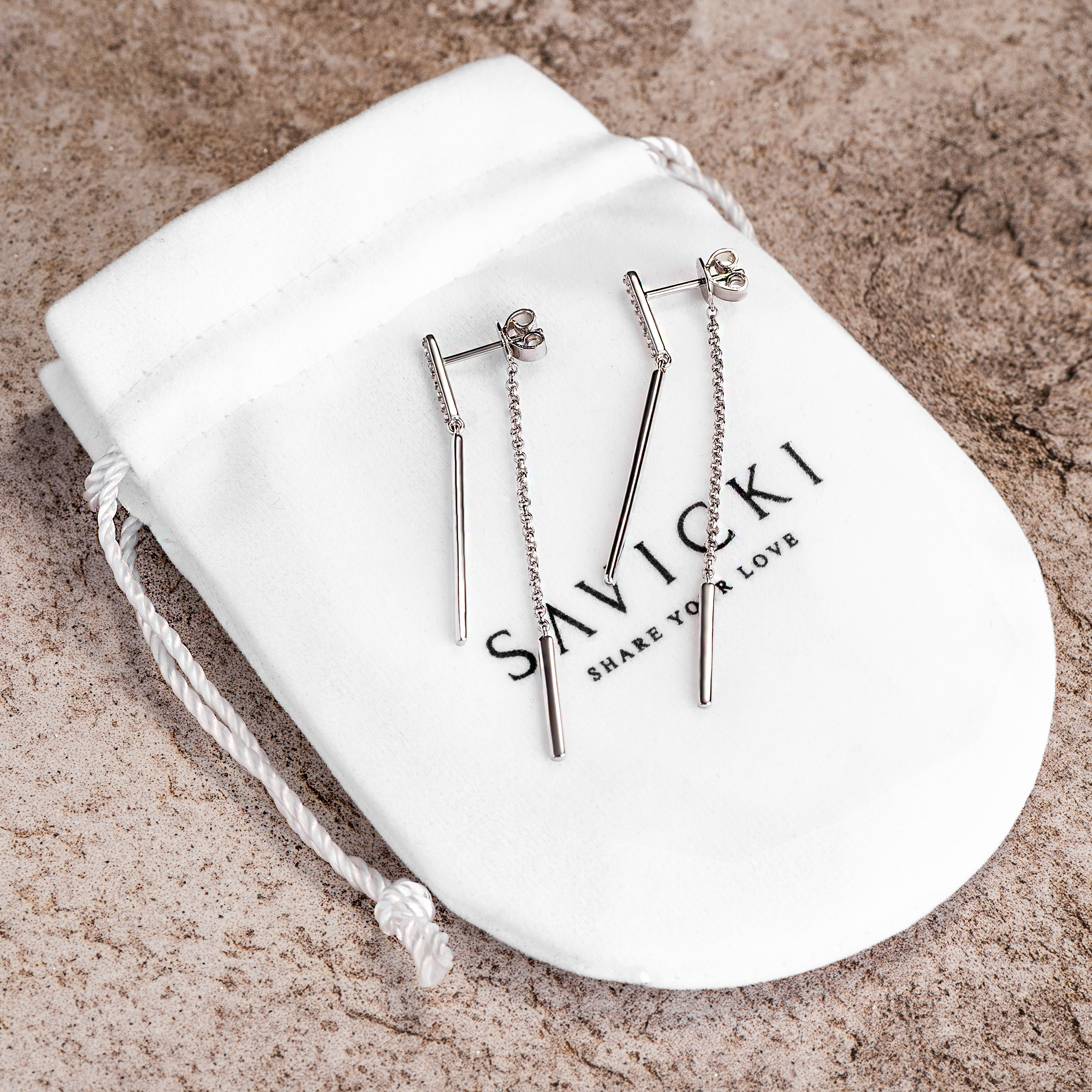 Kolczyki Savicki: srebrne, cyrkonie