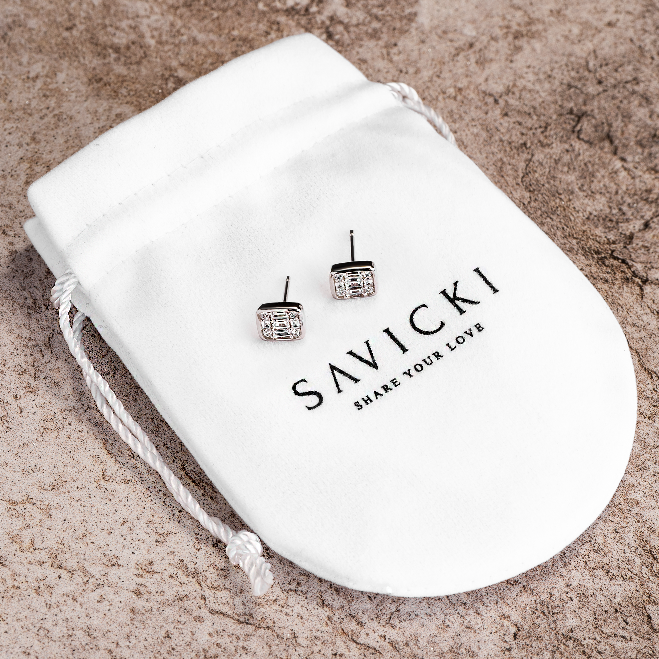 Kolczyki kwadraty Savicki: srebrne, cyrkonie - 3