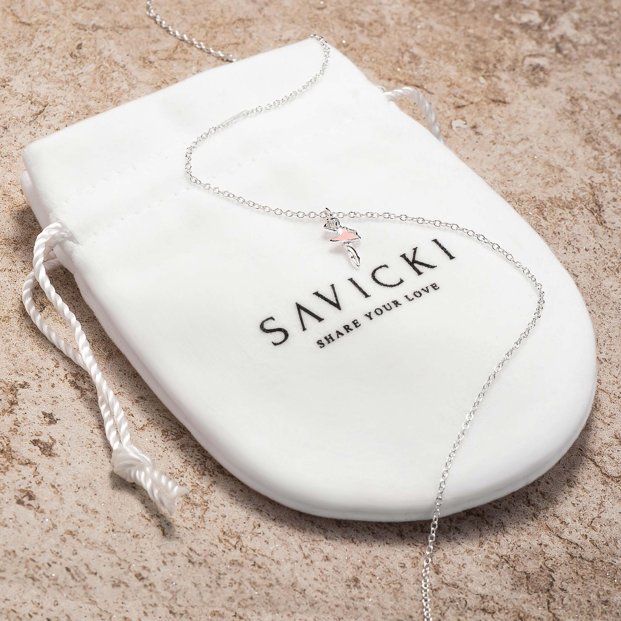 Naszyjnik balerina Savicki: srebrna