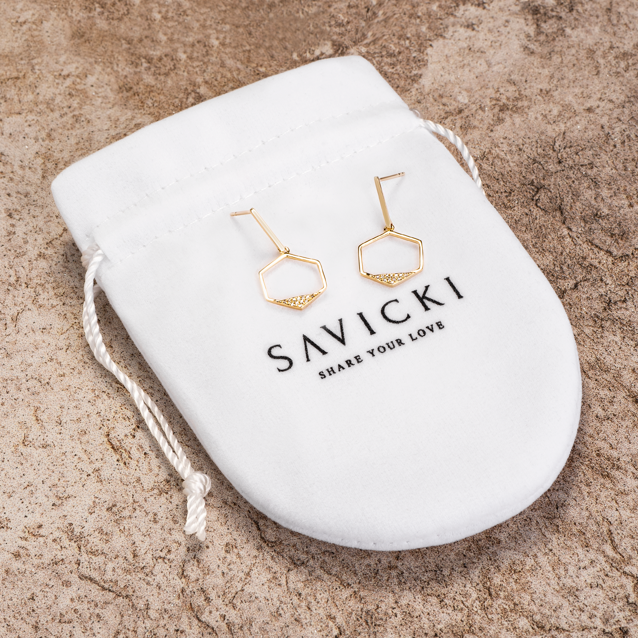 Kolczyki sześciokąt Savicki: złote, diamenty