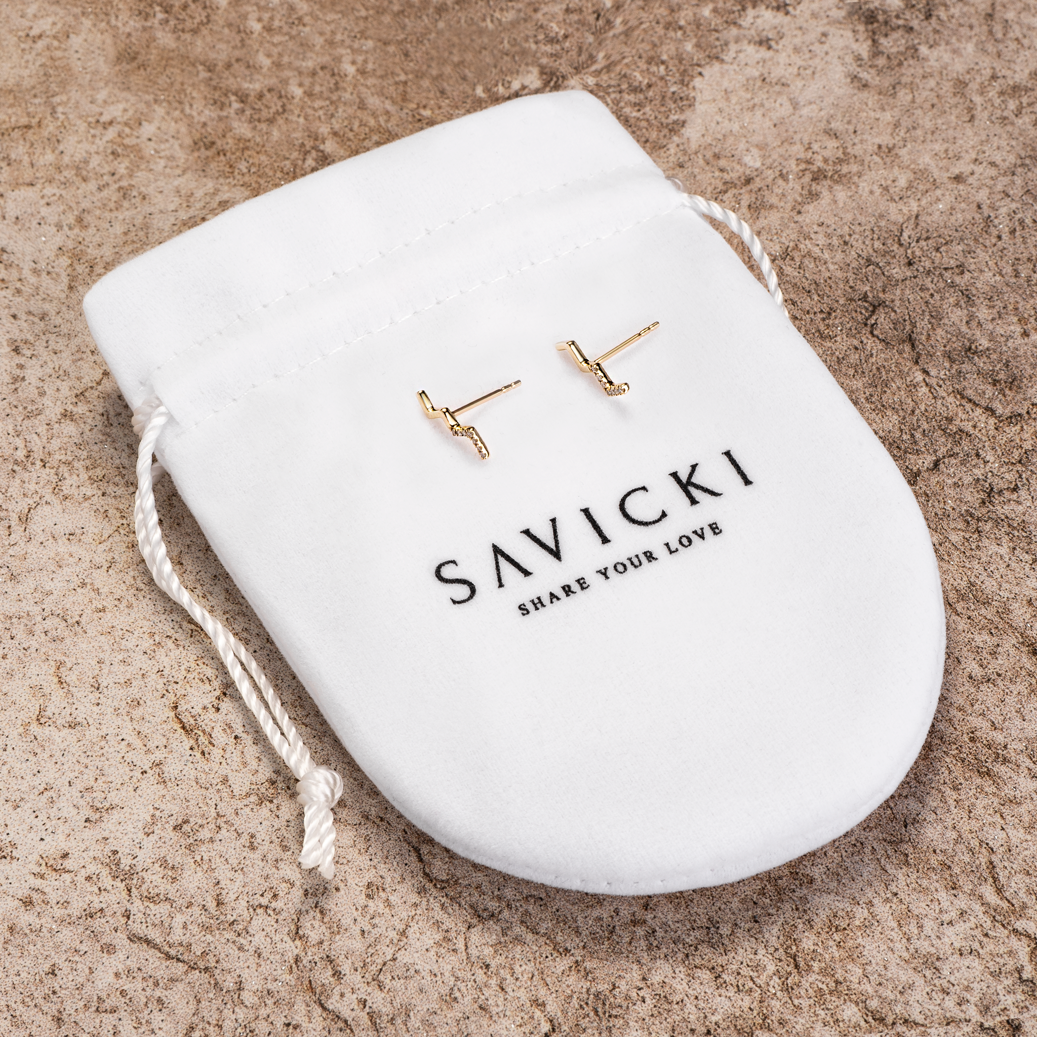 Kolczyki Savicki: złote, diamenty