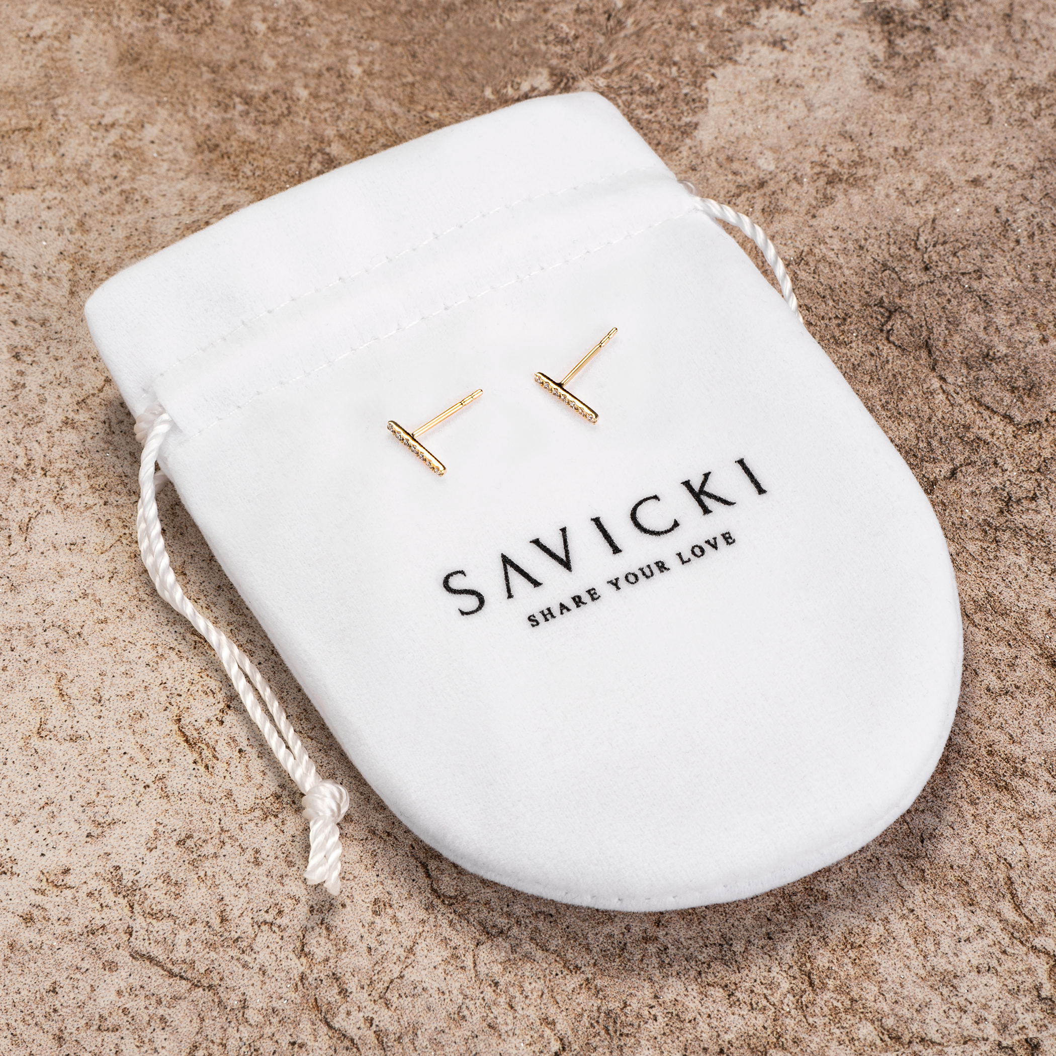 Kolczyki Savicki: złote, diamenty