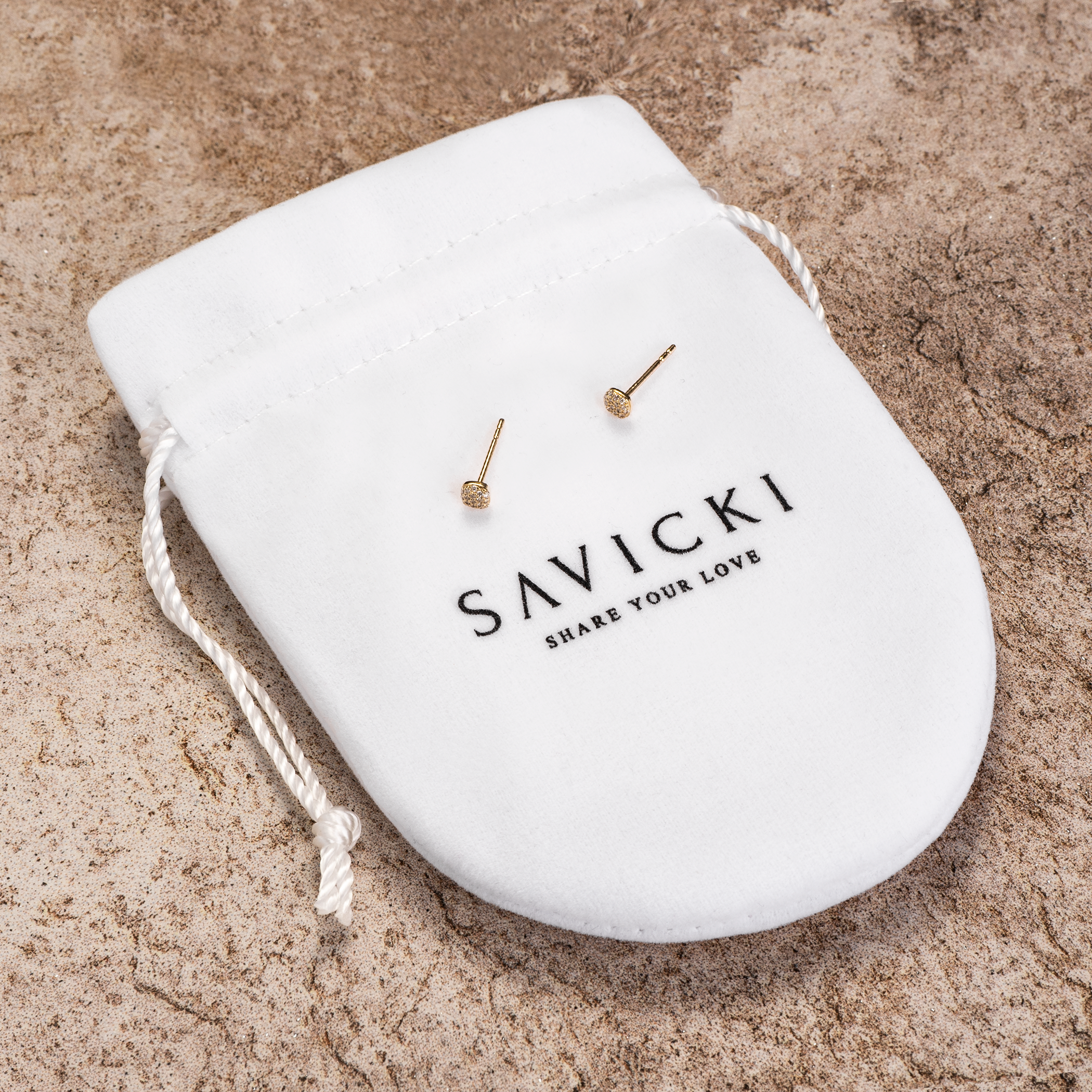 Kolczyki Savicki: złote, diamenty