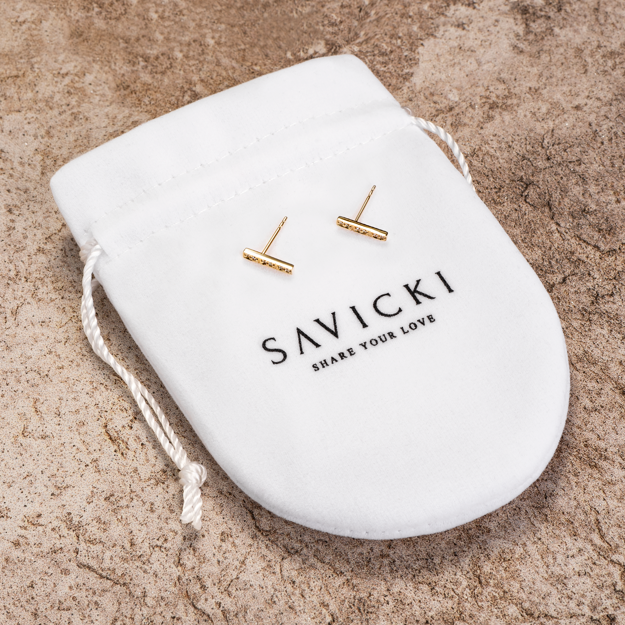 Kolczyki Savicki: złote, diamenty