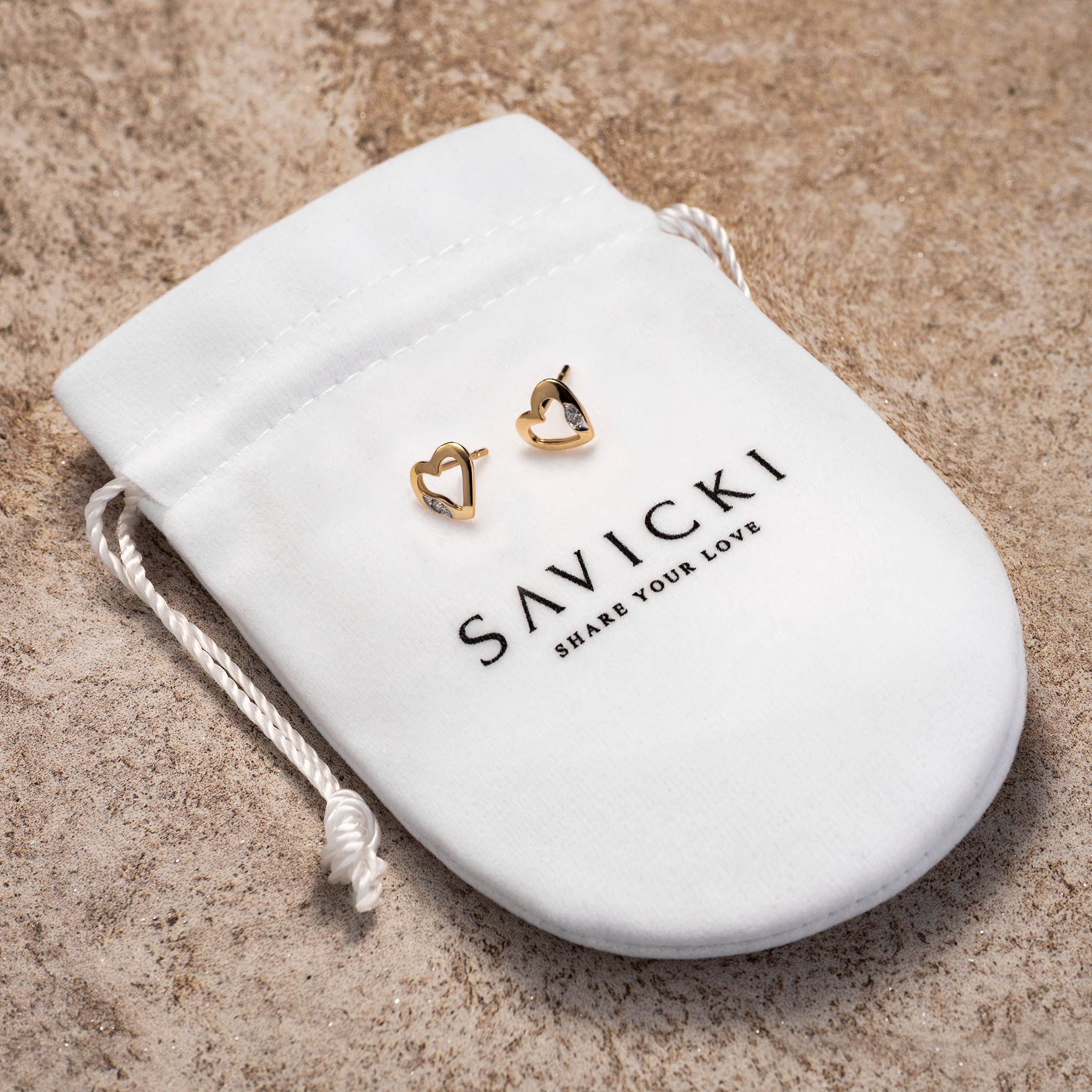 Kolczyki serduszka Savicki: złote, cyrkonie - 3