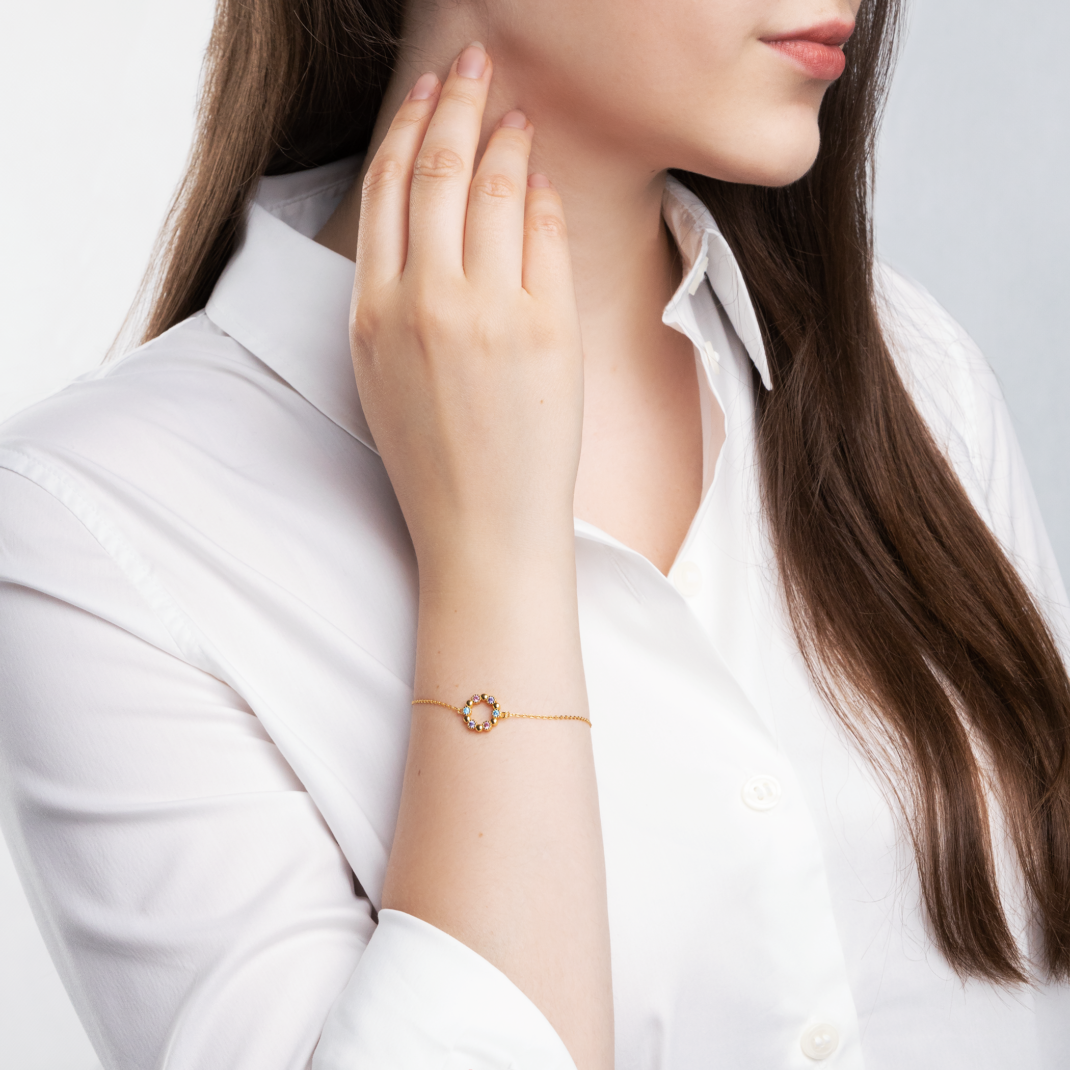 Bransoletka kwiatek Savicki: srebrna pozłacana, cyrkonie - 4