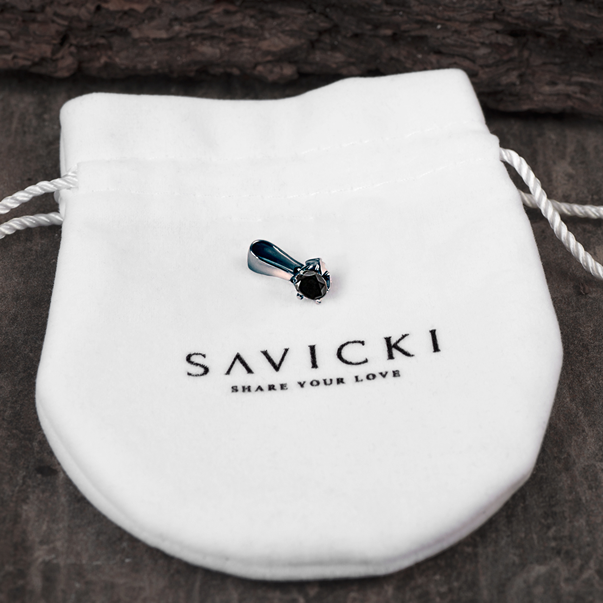 Zawieszka The Journey: czarne złoto, czarny diament 