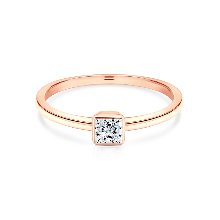 Pierścionek zaręczynowy Pure: różowe złoto, diament w szlifie princessa
