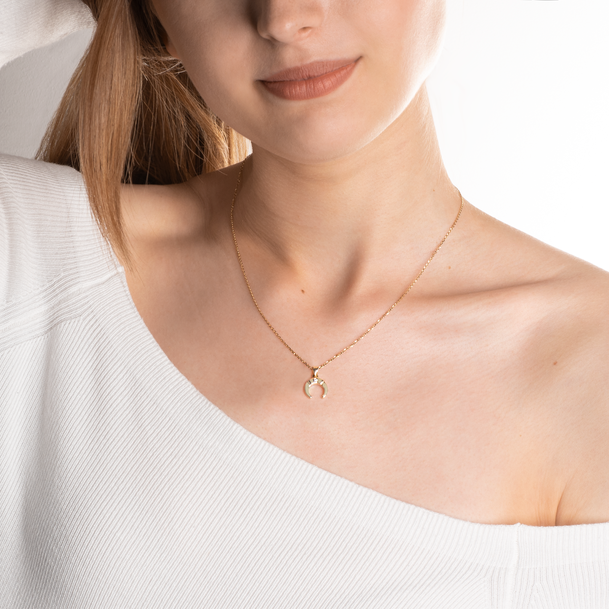 Naszyjnik księżyc Savicki: złoty, diamenty