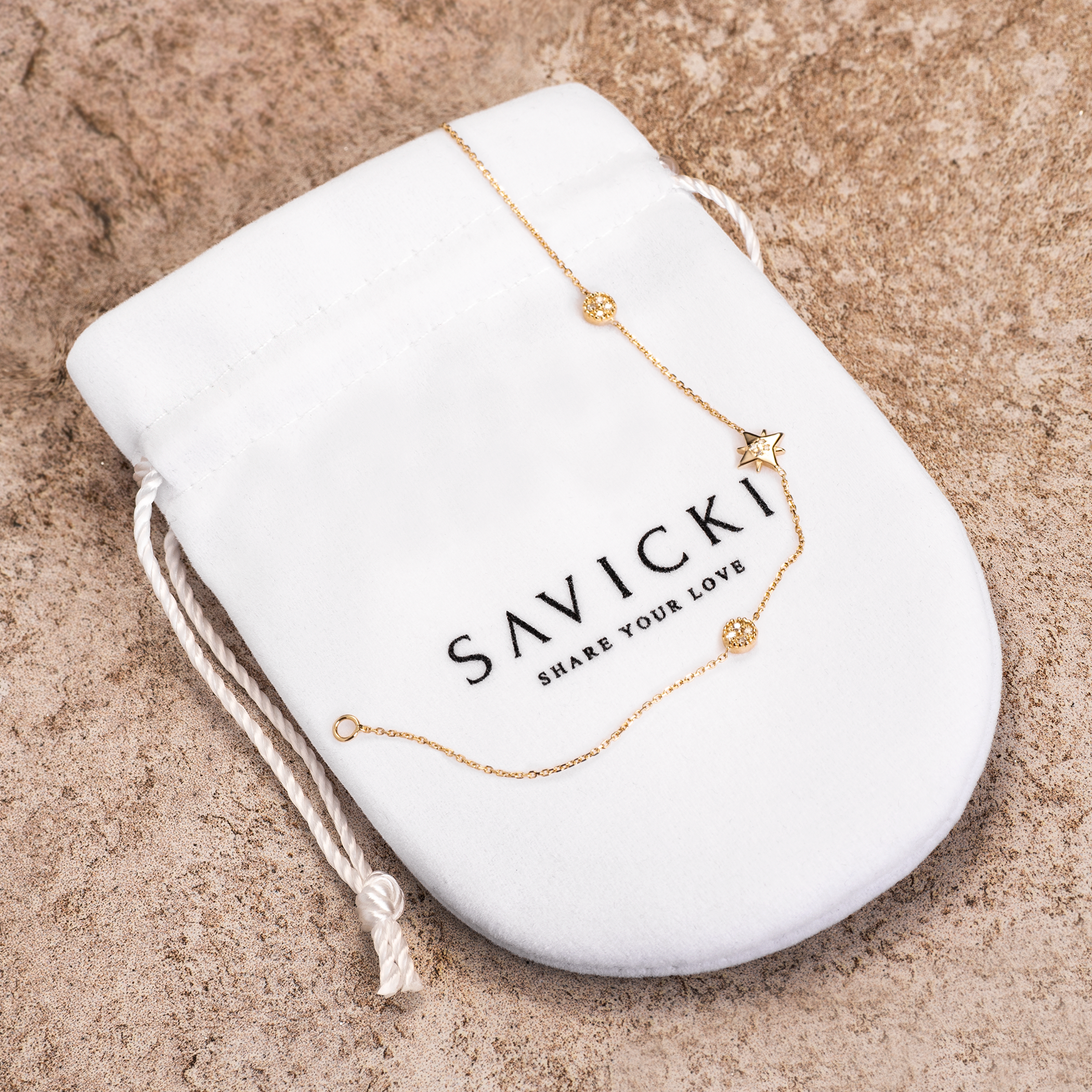 Bransoletka Savicki: złota, diamenty